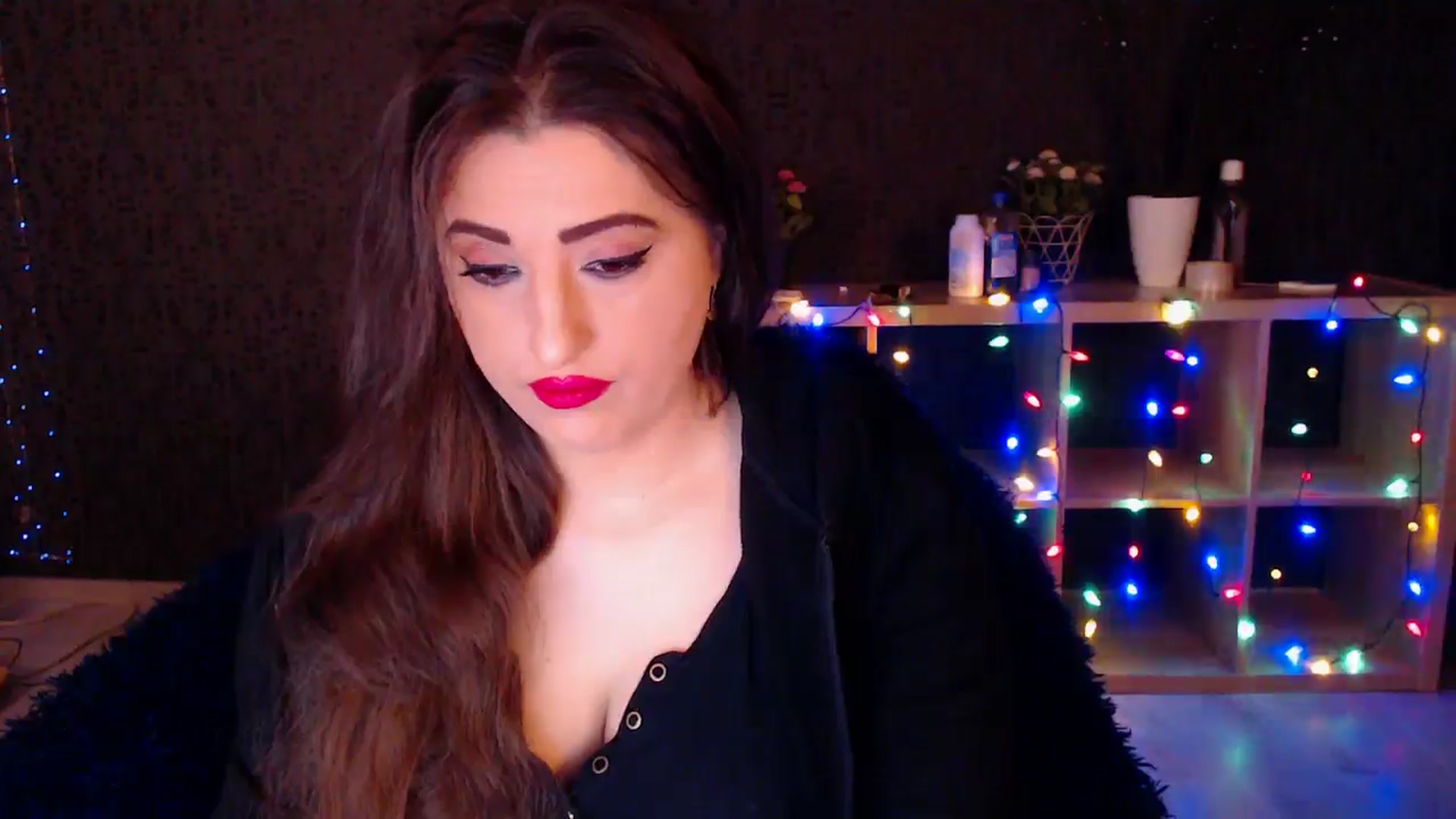 Gallery image thumbnail from HotRebbecca's myfreecams stream on, 12/19/2024, 01:25 image 4 of 20