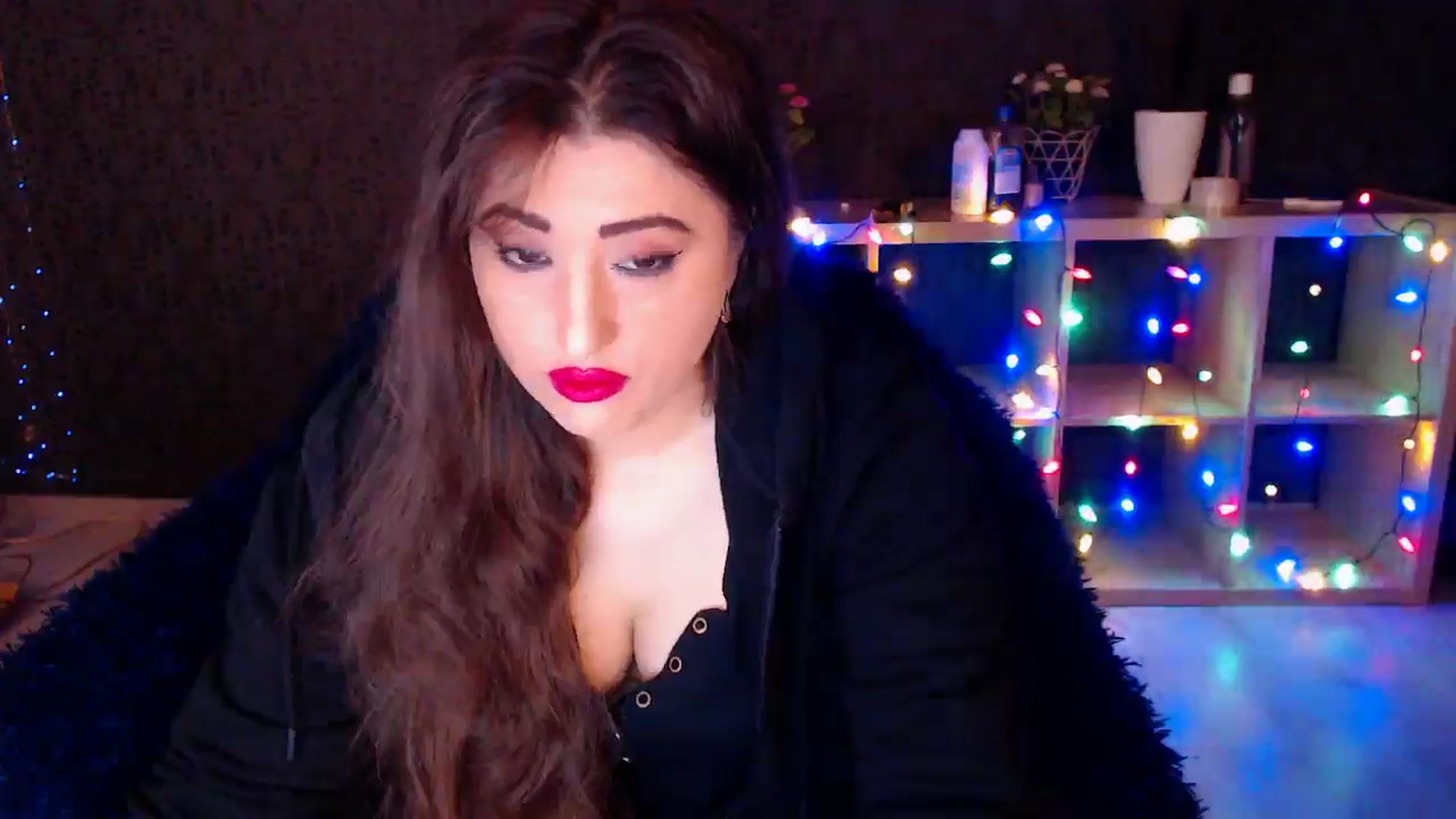 Gallery image thumbnail from HotRebbecca's myfreecams stream on, 12/19/2024, 01:25 image 8 of 20