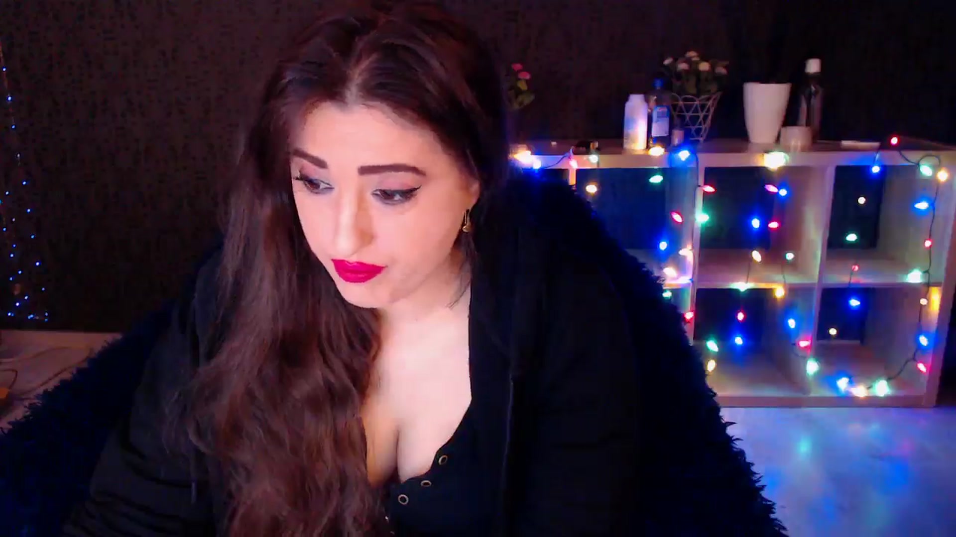 Gallery image thumbnail from HotRebbecca's myfreecams stream on, 12/19/2024, 01:25 image 13 of 20