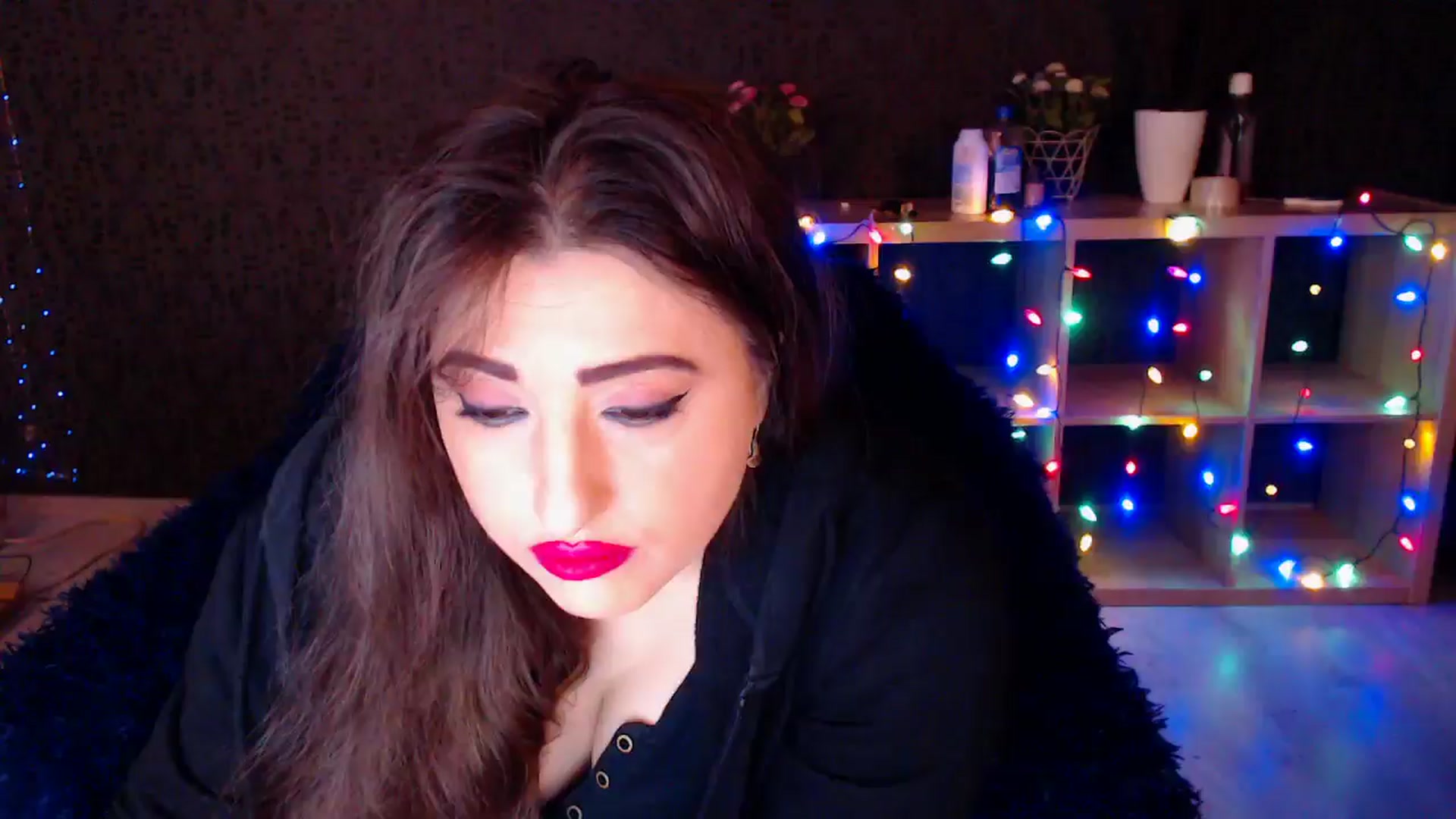 Gallery image thumbnail from HotRebbecca's myfreecams stream on, 12/19/2024, 01:25 image 9 of 20