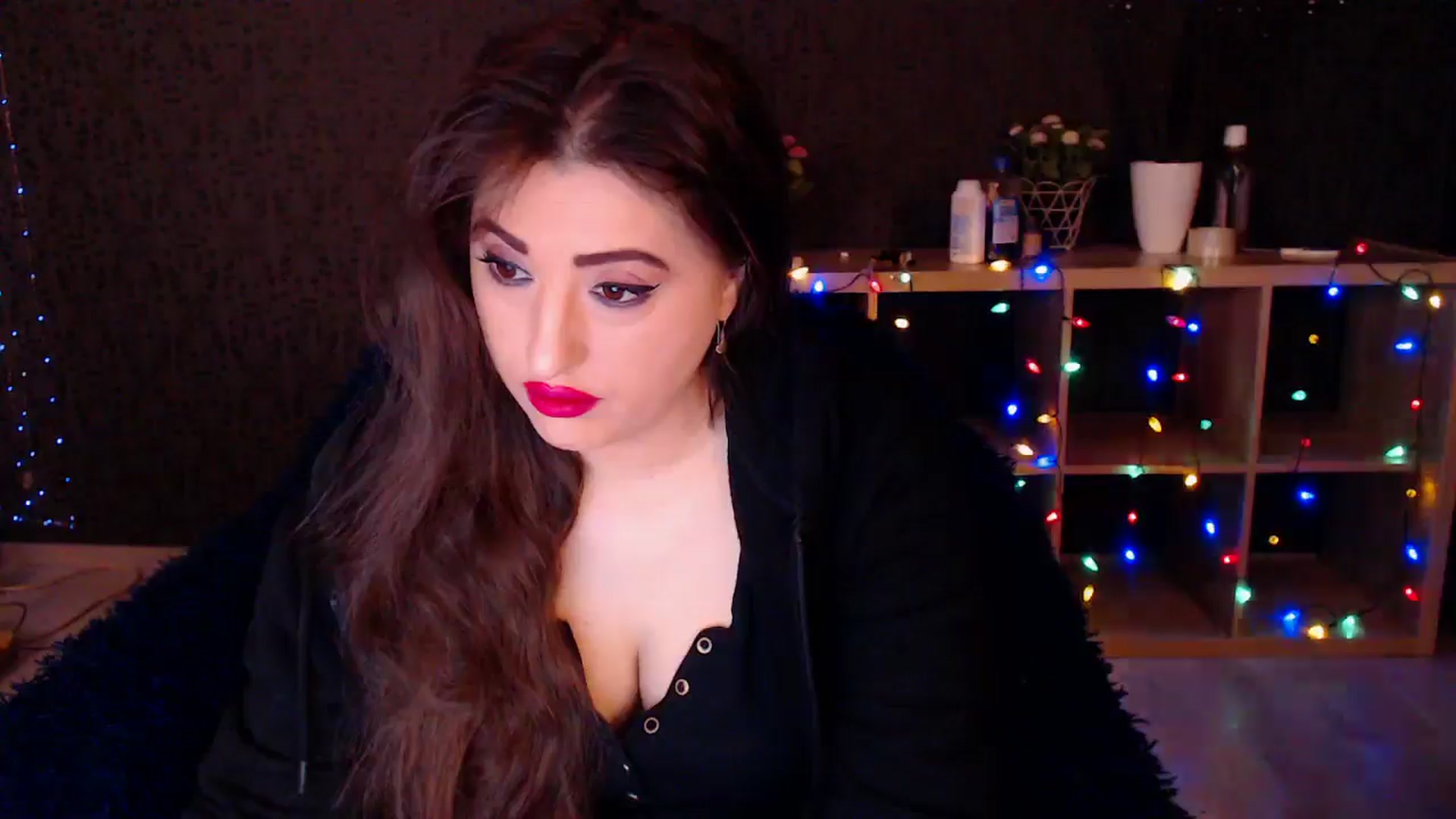 Gallery image thumbnail from HotRebbecca's myfreecams stream on, 12/19/2024, 01:25 image 6 of 20