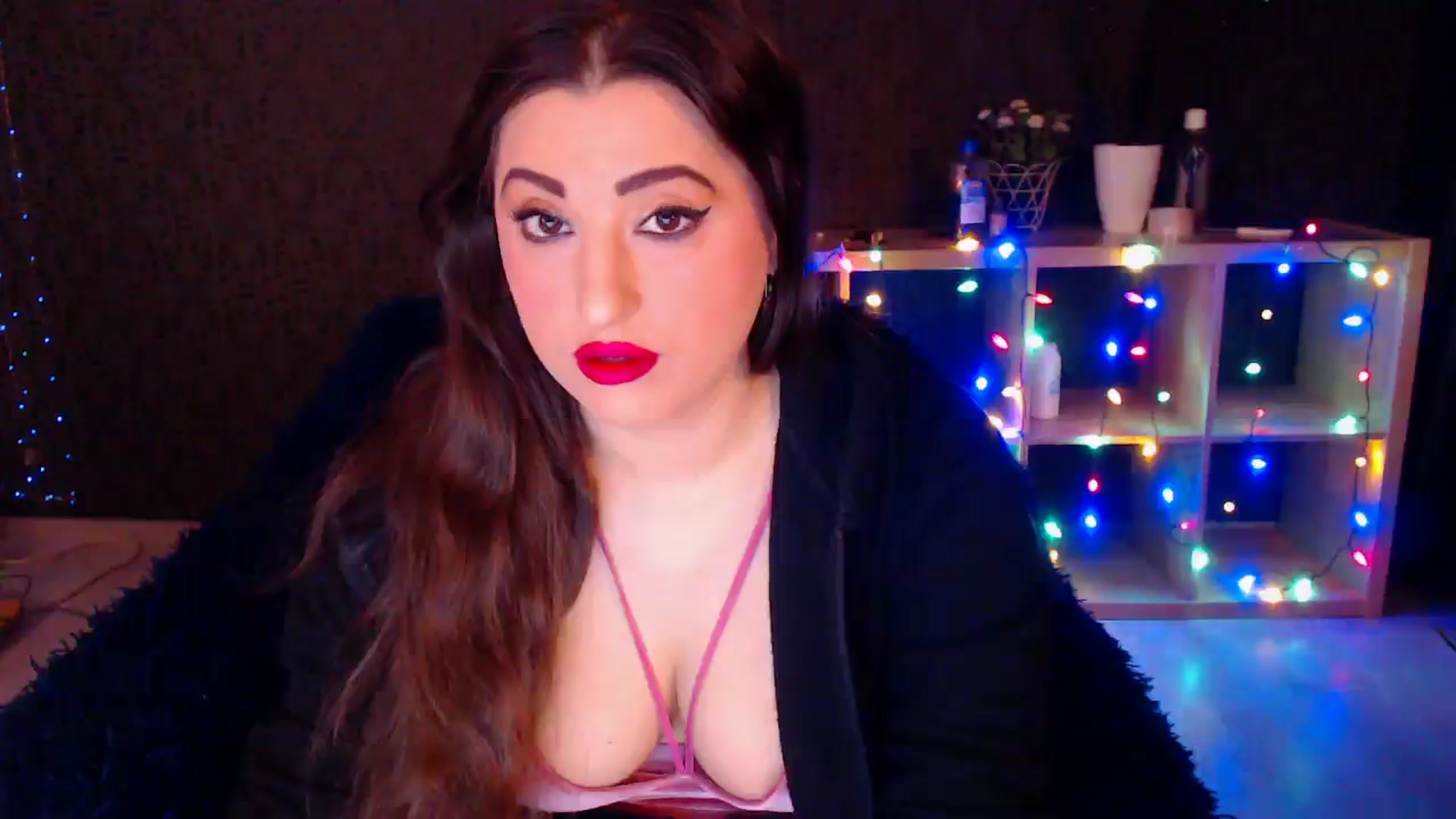 Gallery image thumbnail from HotRebbecca's myfreecams stream on, 12/20/2024, 24:21 image 15 of 20