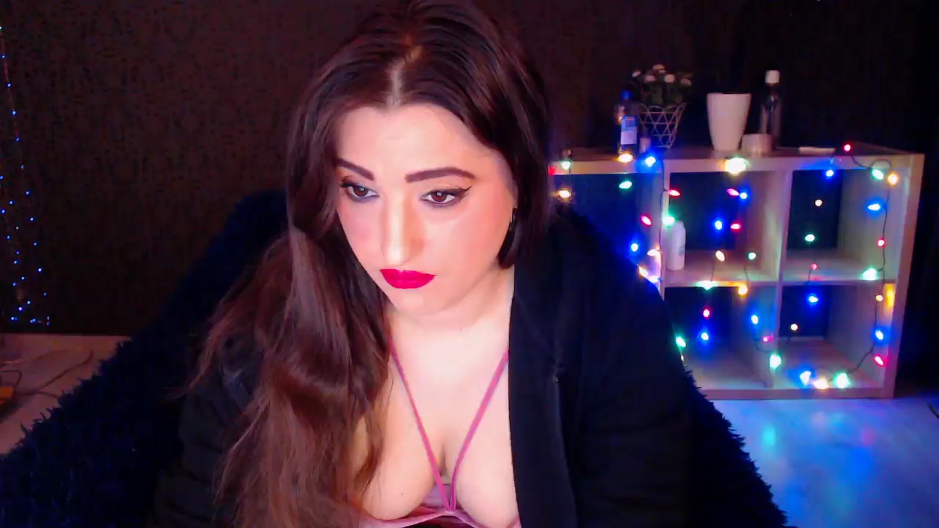 Gallery image thumbnail from HotRebbecca's myfreecams stream on, 12/20/2024, 24:21 image 13 of 20