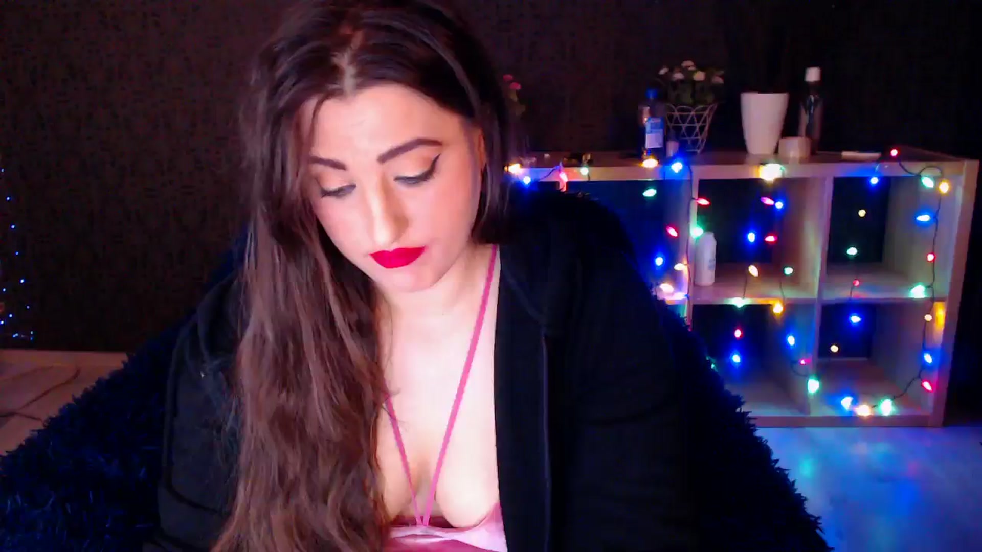 Gallery image thumbnail from HotRebbecca's myfreecams stream on, 12/20/2024, 03:13 image 11 of 20