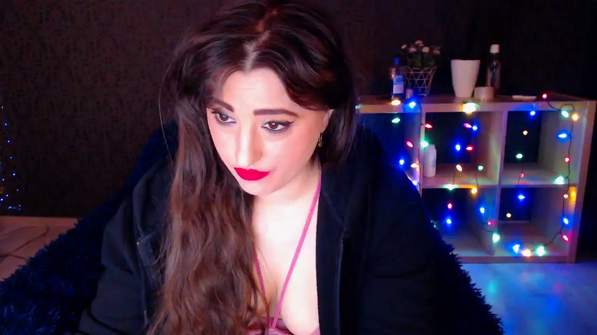 Gallery image thumbnail from HotRebbecca's myfreecams stream on, 12/20/2024, 03:13 image 3 of 20
