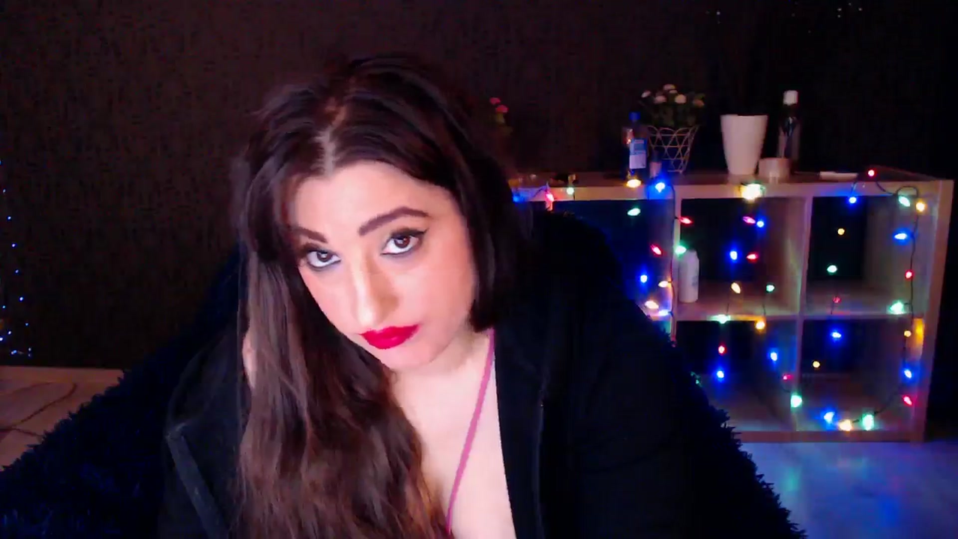 Gallery image thumbnail from HotRebbecca's myfreecams stream on, 12/20/2024, 03:13 image 7 of 20