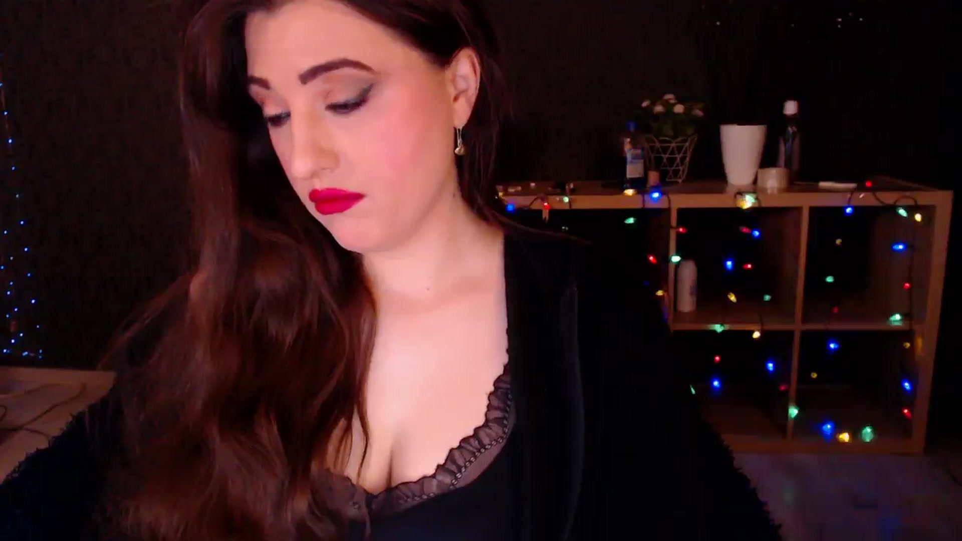 Gallery image thumbnail from HotRebbecca's myfreecams stream on, 12/21/2024, 01:13 image 15 of 20