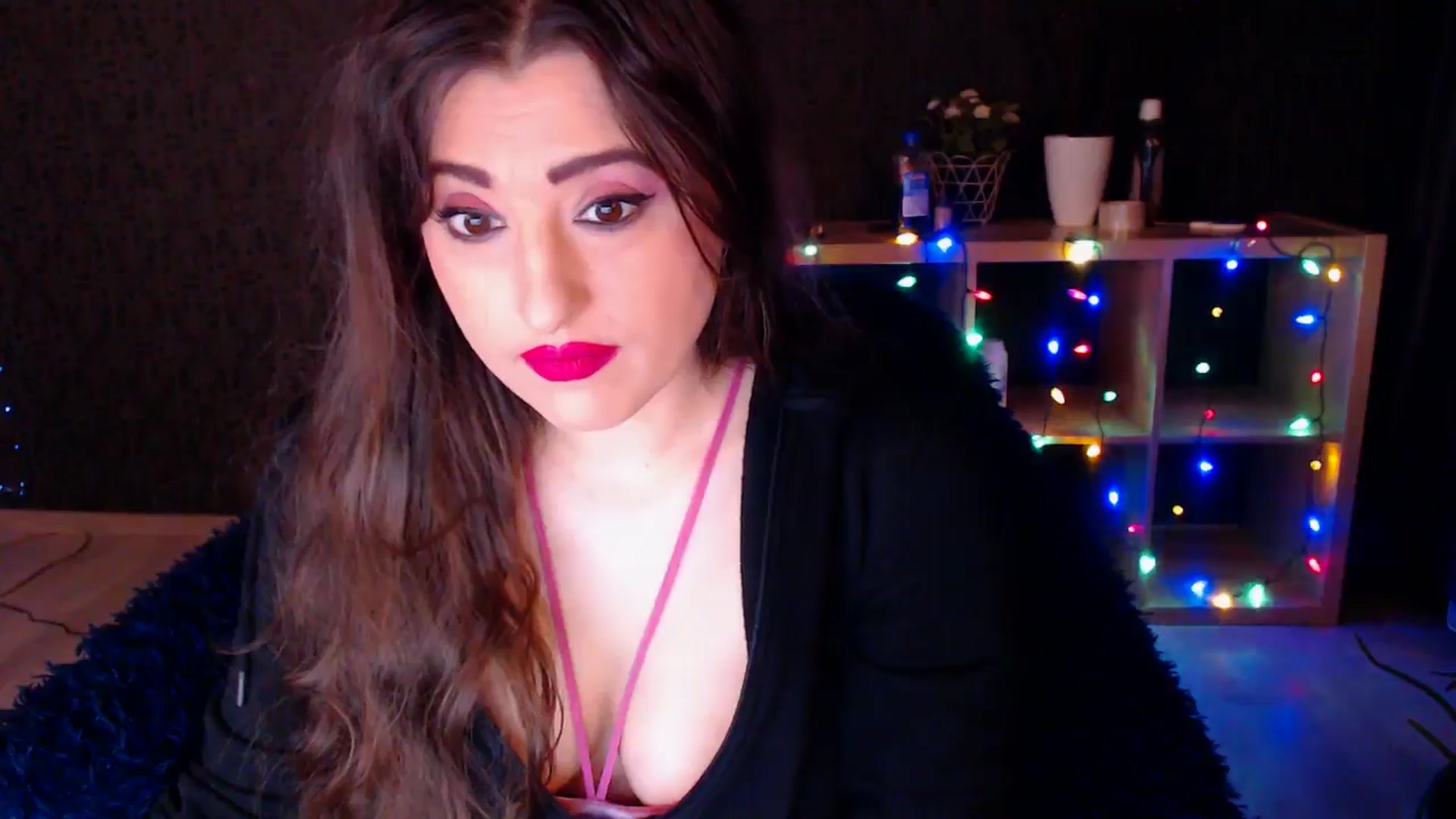 Gallery image thumbnail from HotRebbecca's myfreecams stream on, 12/22/2024, 02:53 image 11 of 20