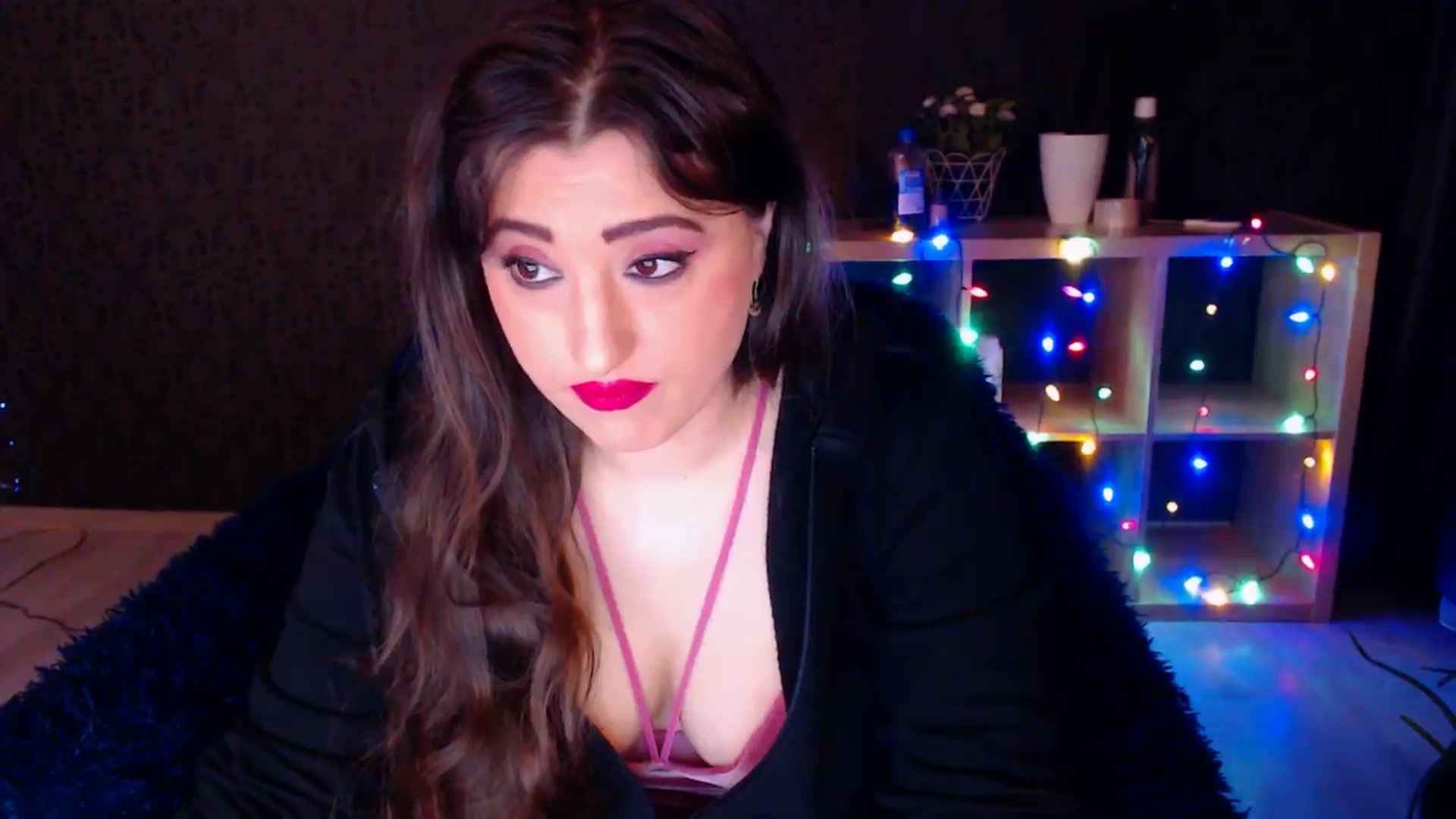 Gallery image thumbnail from HotRebbecca's myfreecams stream on, 12/22/2024, 02:53 image 7 of 20