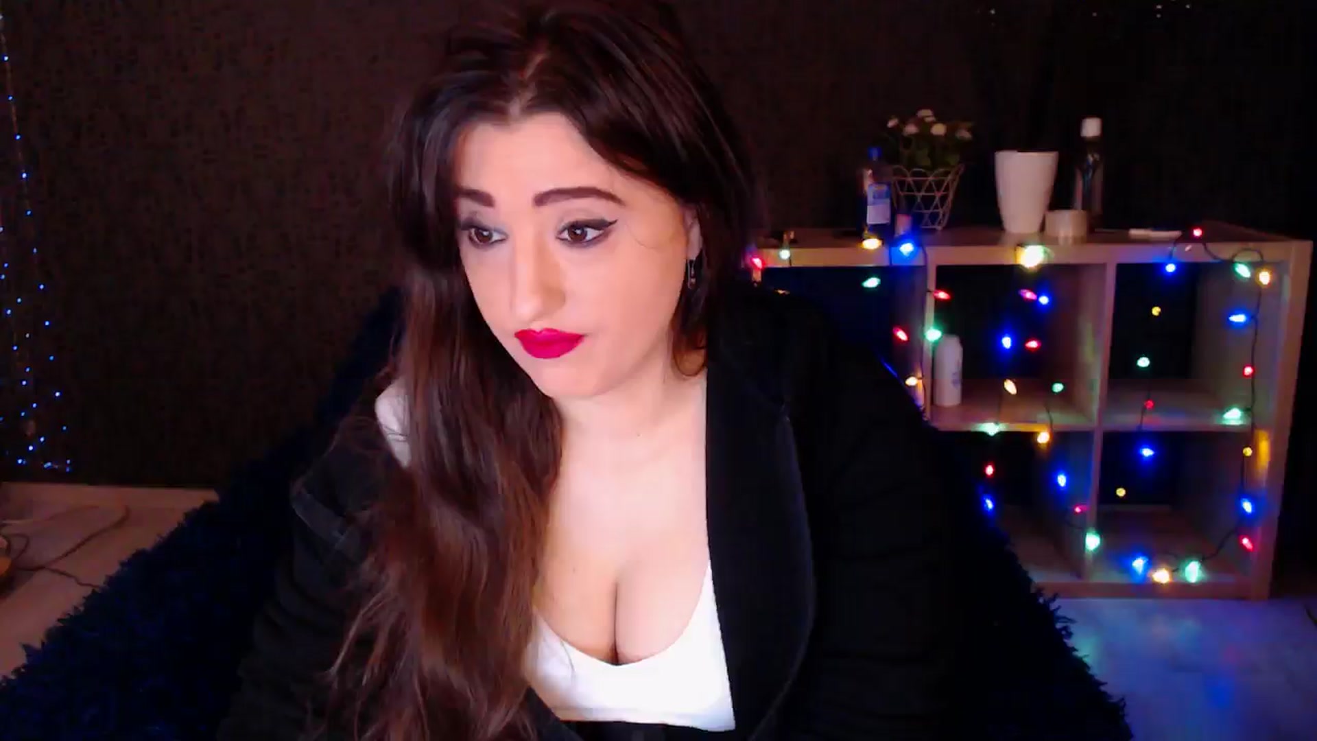 Gallery image thumbnail from HotRebbecca's myfreecams stream on, 12/23/2024, 01:34 image 16 of 20