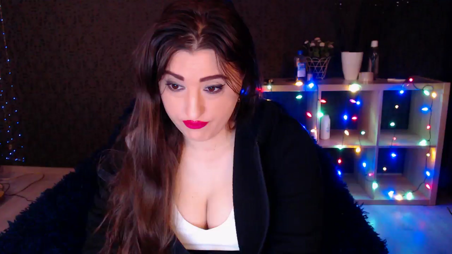 Gallery image thumbnail from HotRebbecca's myfreecams stream on, 12/23/2024, 01:34 image 14 of 20