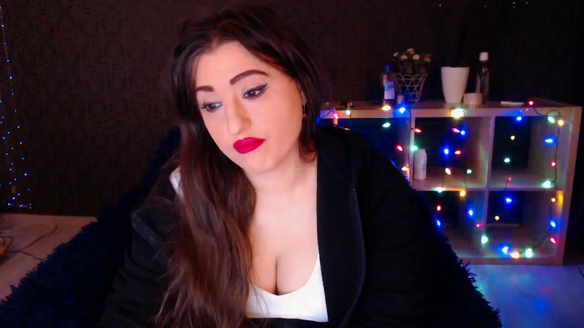 Gallery image thumbnail from HotRebbecca's myfreecams stream on, 12/23/2024, 01:34 image 18 of 20