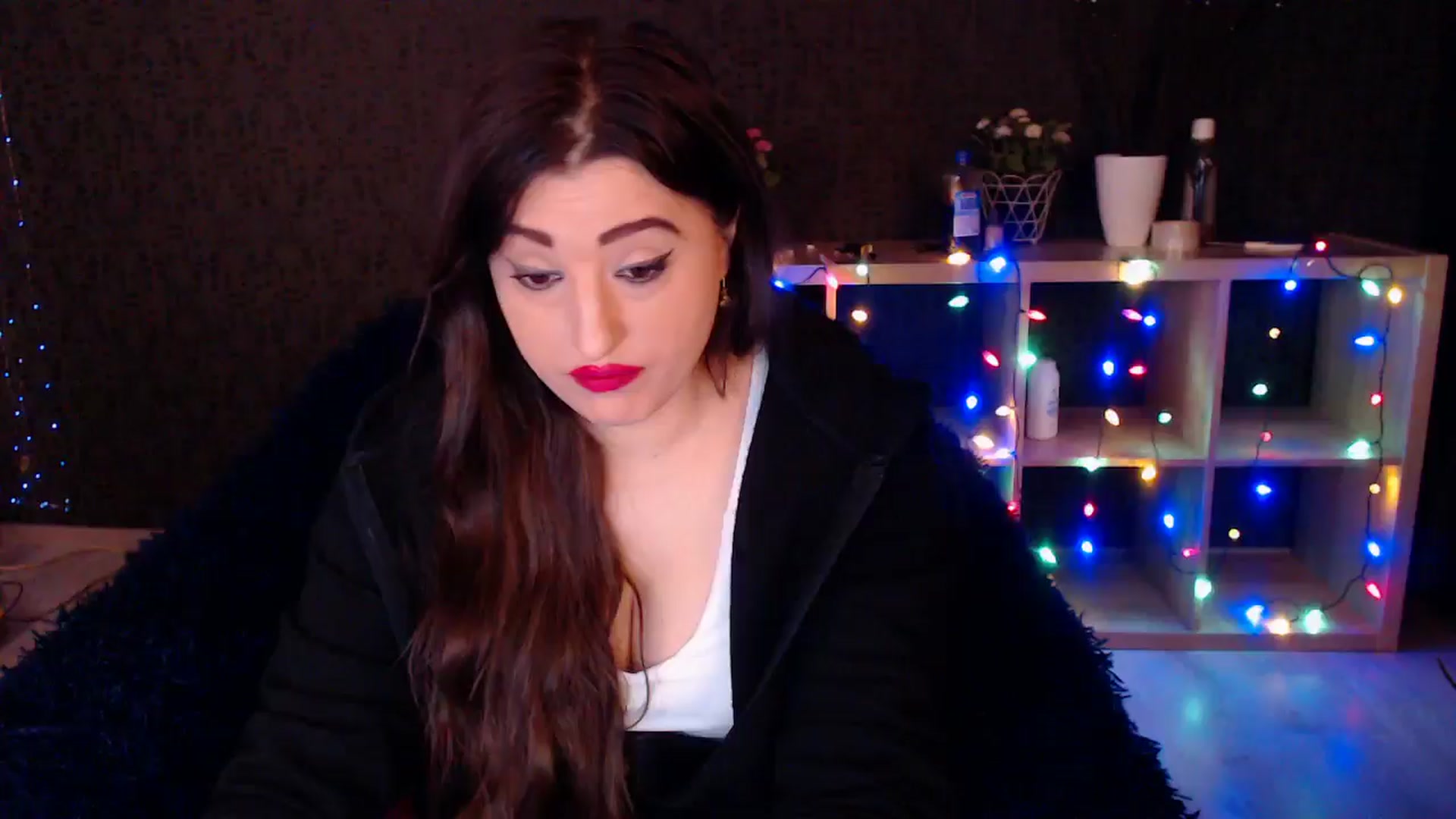 Gallery image thumbnail from HotRebbecca's myfreecams stream on, 12/23/2024, 03:58 image 9 of 20