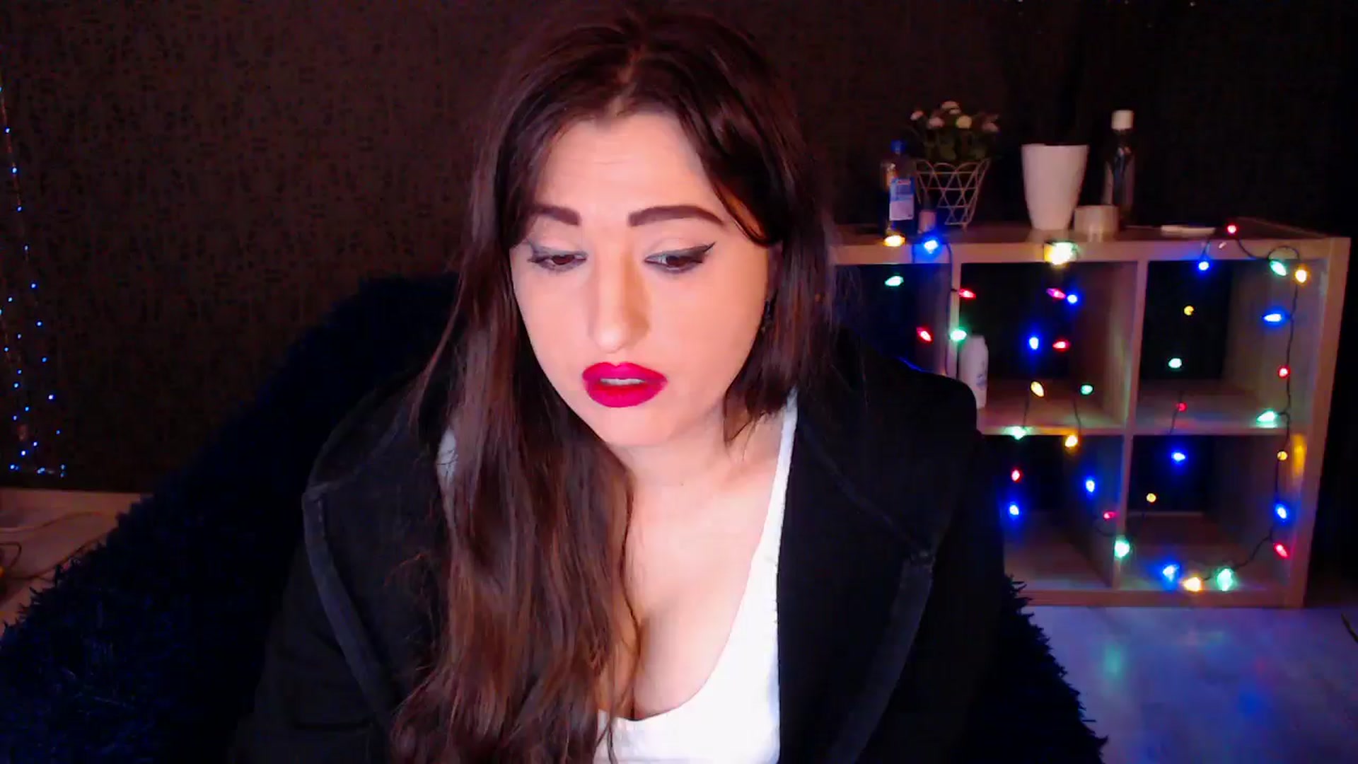 Gallery image thumbnail from HotRebbecca's myfreecams stream on, 12/23/2024, 03:58 image 11 of 20