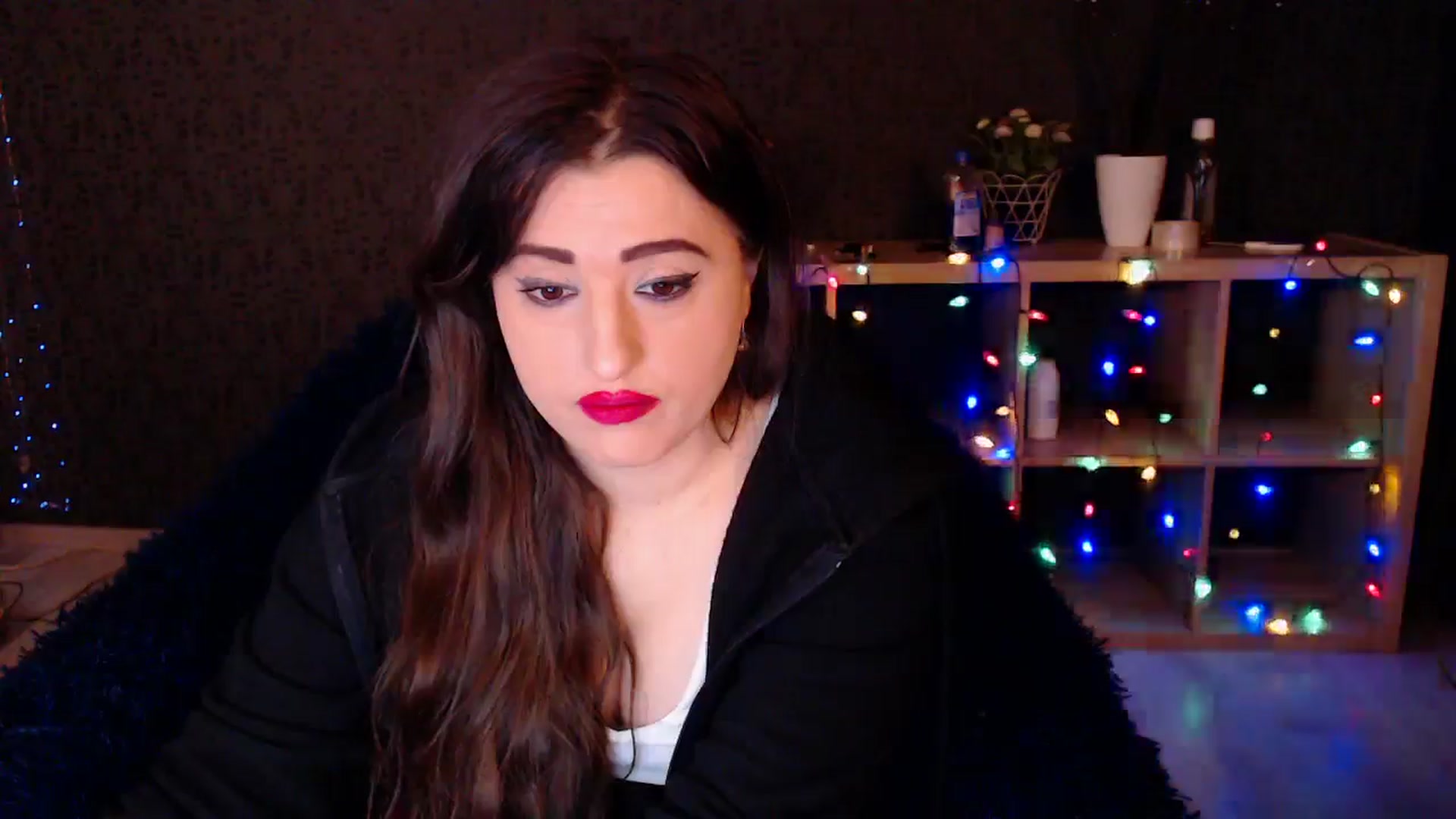 Gallery image thumbnail from HotRebbecca's myfreecams stream on, 12/23/2024, 03:58 image 7 of 20