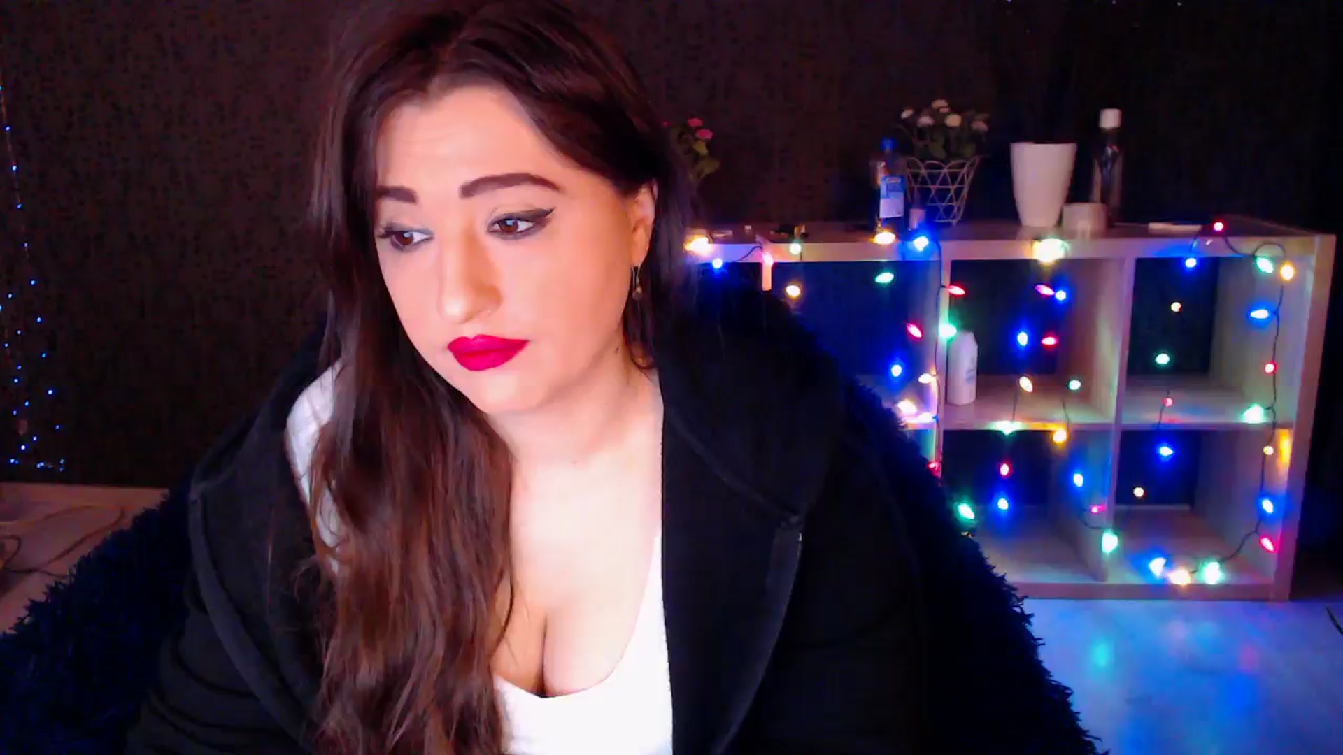 Gallery image thumbnail from HotRebbecca's myfreecams stream on, 12/23/2024, 03:58 image 1 of 20