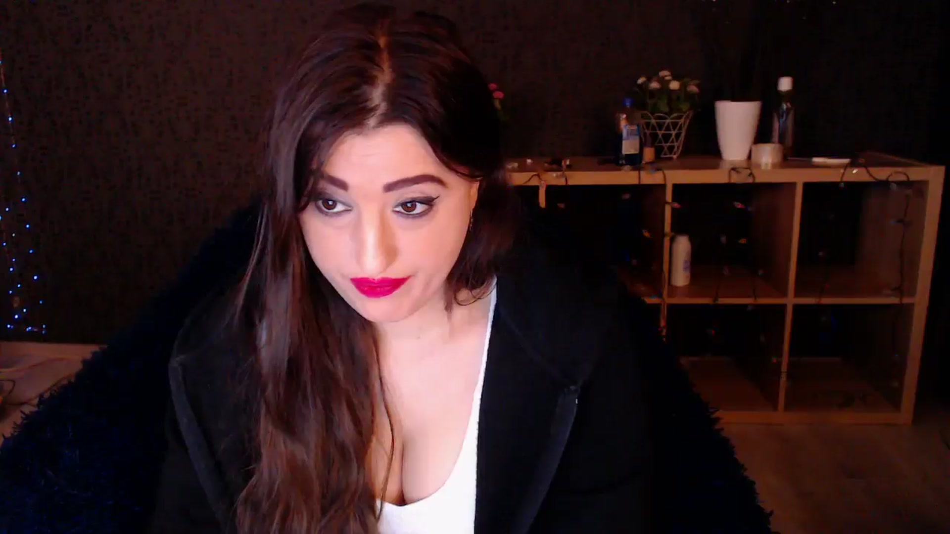 Gallery image thumbnail from HotRebbecca's myfreecams stream on, 12/23/2024, 03:58 image 15 of 20