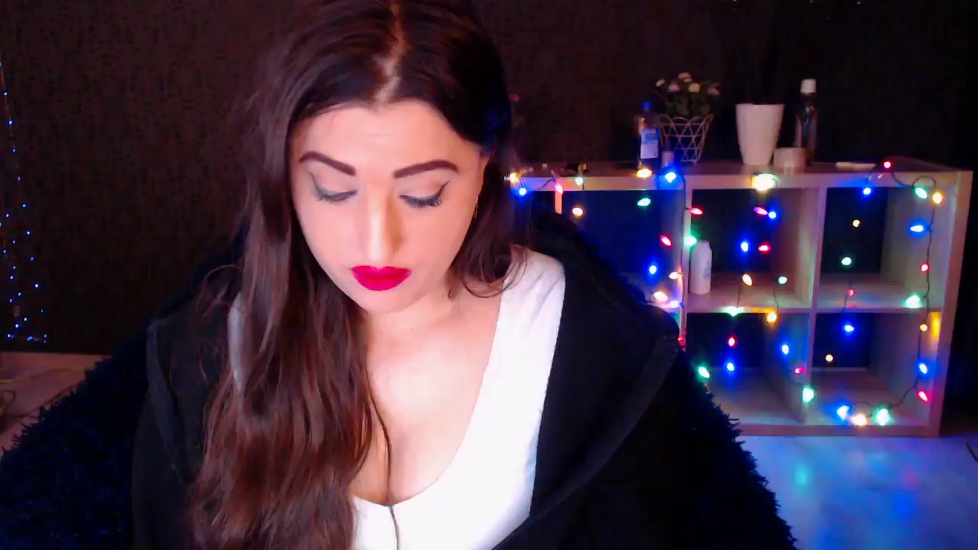 Gallery image thumbnail from HotRebbecca's myfreecams stream on, 12/23/2024, 03:58 image 19 of 20