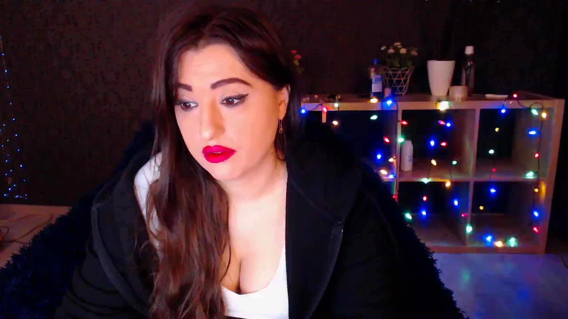 Gallery image thumbnail from HotRebbecca's myfreecams stream on, 12/23/2024, 03:58 image 2 of 20
