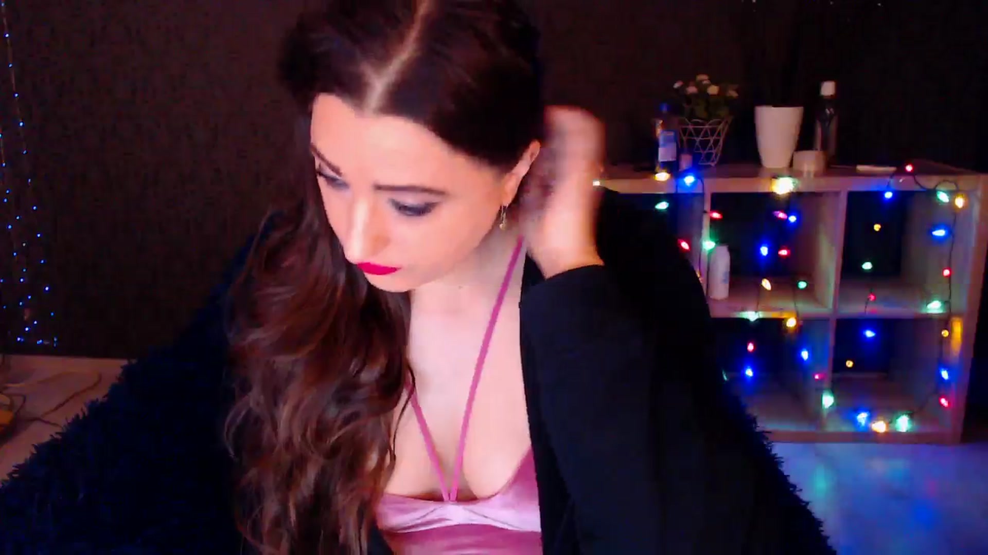 Gallery image thumbnail from HotRebbecca's myfreecams stream on, 12/24/2024, 01:58 image 5 of 20