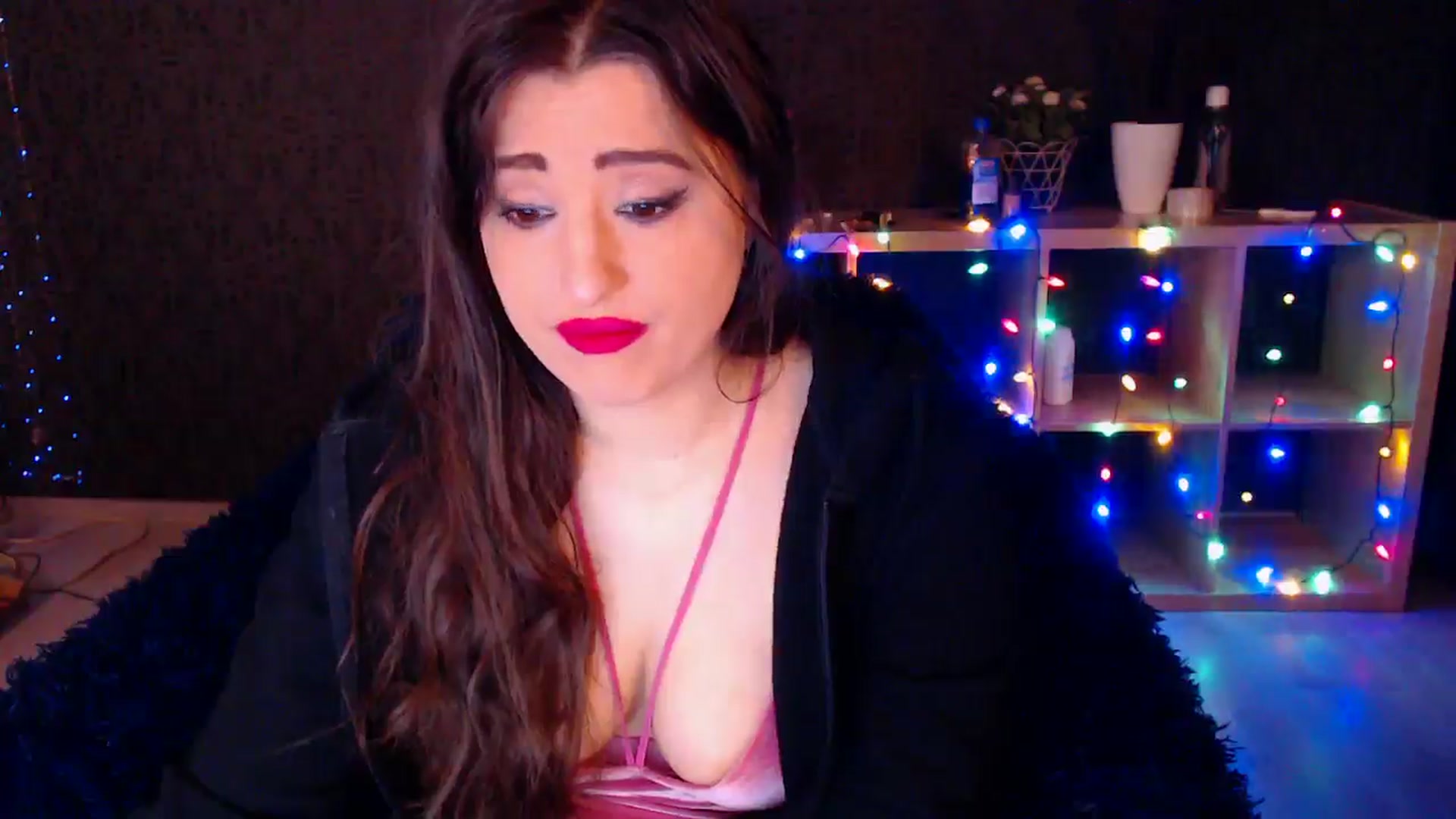 Gallery image thumbnail from HotRebbecca's myfreecams stream on, 12/24/2024, 02:40 image 20 of 20