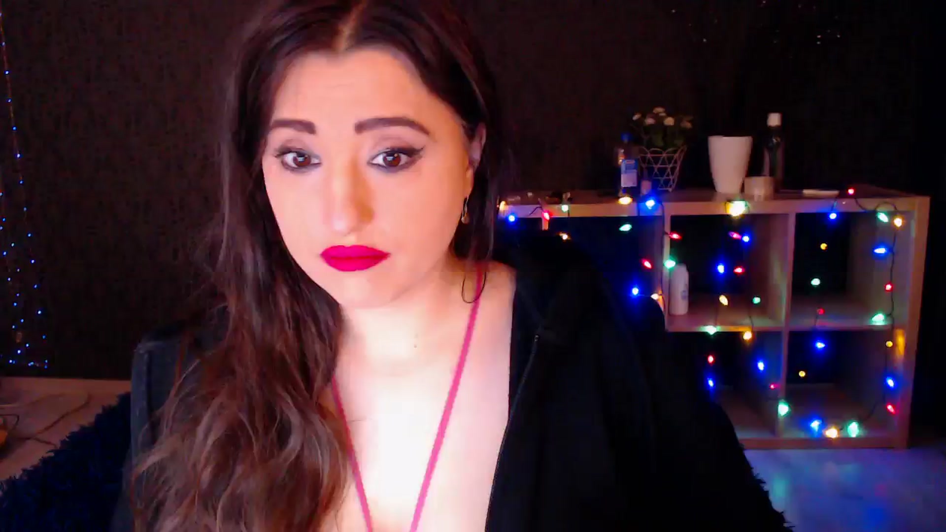 Gallery image thumbnail from HotRebbecca's myfreecams stream on, 12/24/2024, 02:40 image 6 of 20