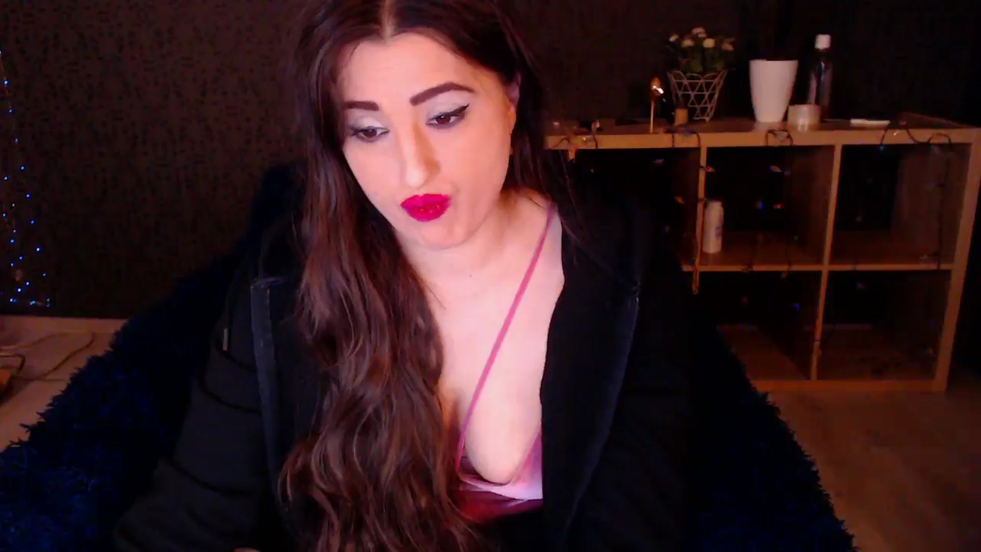 Gallery image thumbnail from HotRebbecca's myfreecams stream on, 12/27/2024, 03:49 image 20 of 20