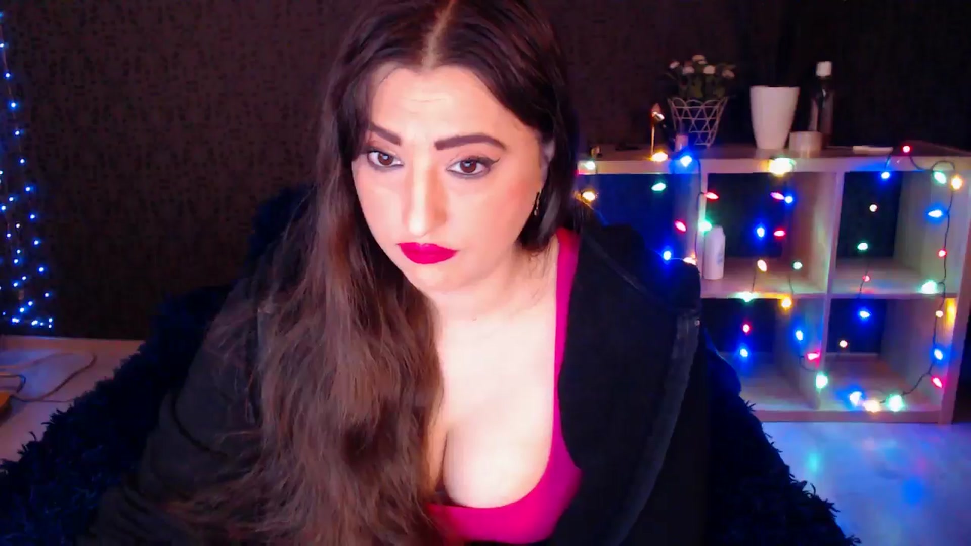 Gallery image thumbnail from HotRebbecca's myfreecams stream on, 12/28/2024, 01:58 image 13 of 20