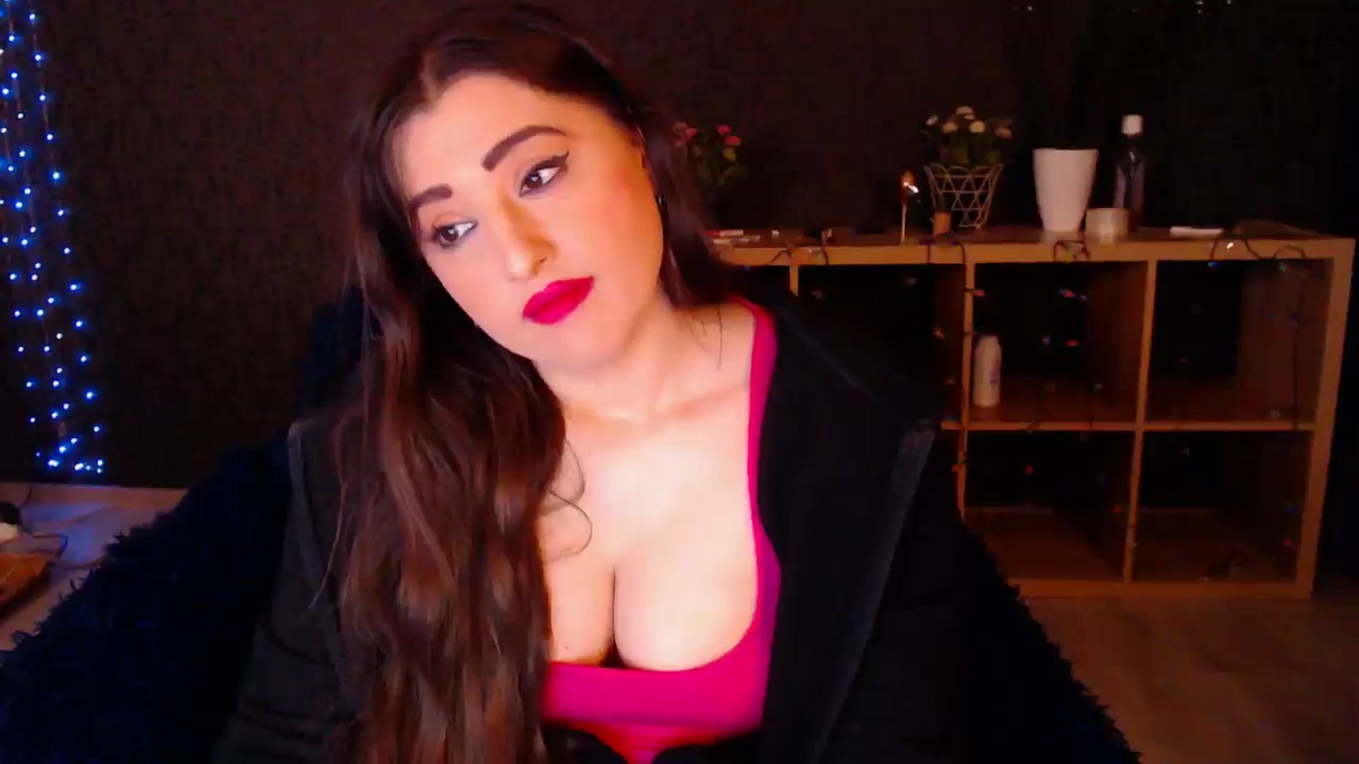 Gallery image thumbnail from HotRebbecca's myfreecams stream on, 12/28/2024, 03:05 image 8 of 20