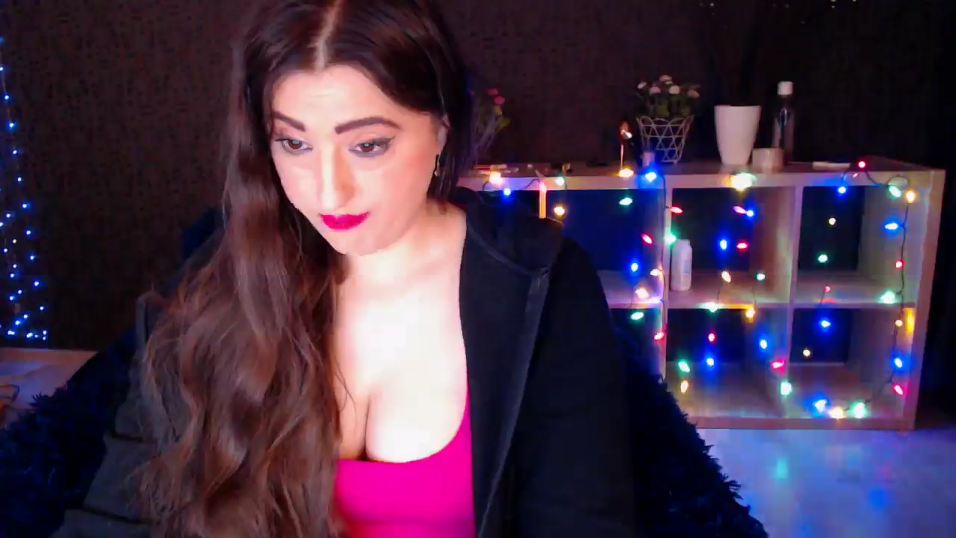Gallery image thumbnail from HotRebbecca's myfreecams stream on, 12/28/2024, 03:55 image 3 of 20