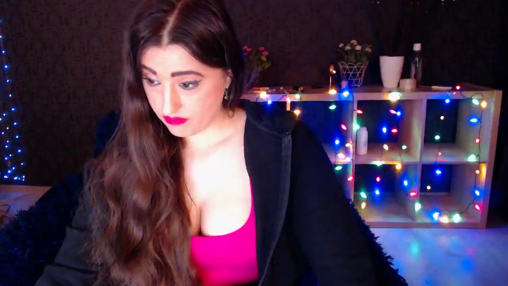 Gallery image thumbnail from HotRebbecca's myfreecams stream on, 12/28/2024, 03:55 image 7 of 20