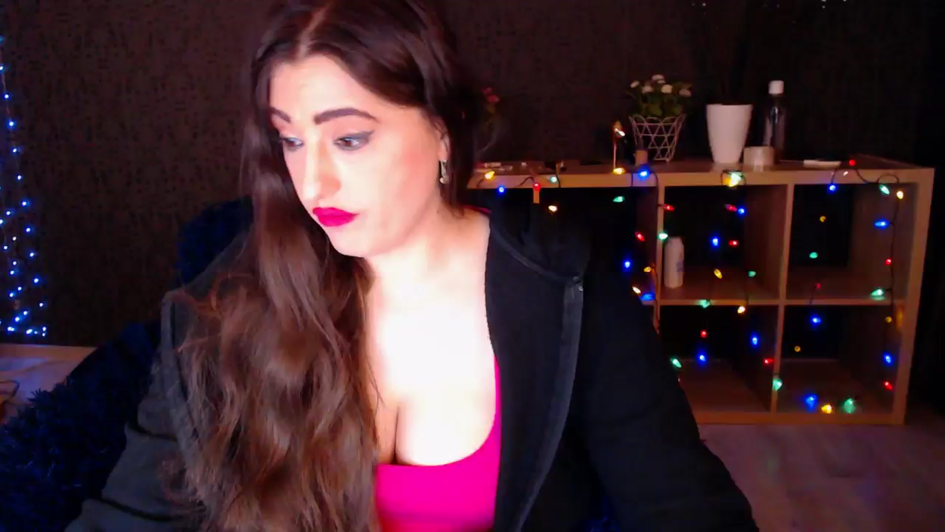 Gallery image thumbnail from HotRebbecca's myfreecams stream on, 12/28/2024, 03:55 image 6 of 20