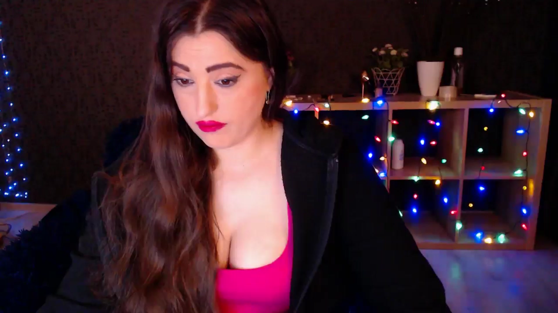 Gallery image thumbnail from HotRebbecca's myfreecams stream on, 12/28/2024, 03:55 image 5 of 20