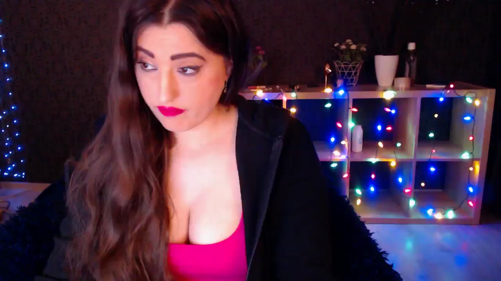 Gallery image thumbnail from HotRebbecca's myfreecams stream on, 12/28/2024, 03:55 image 1 of 20