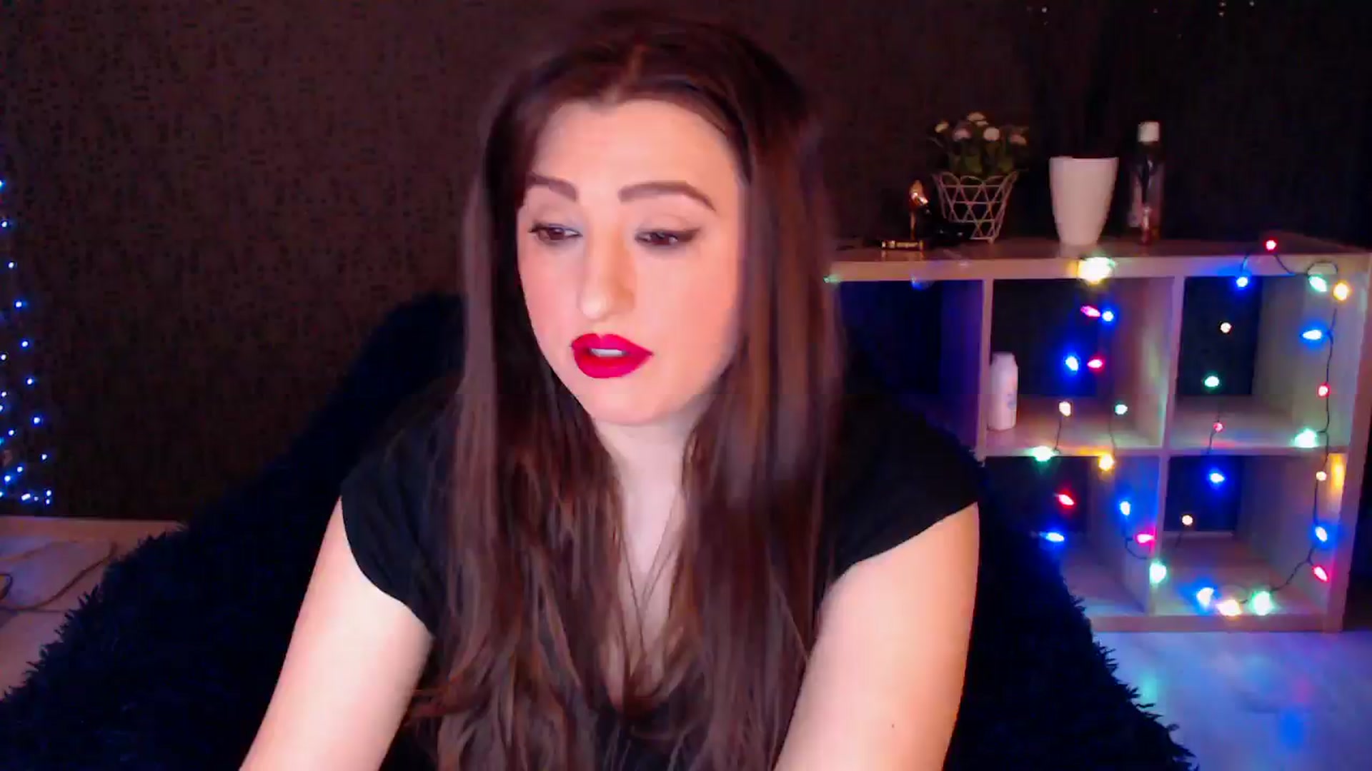 Gallery image thumbnail from HotRebbecca's myfreecams stream on, 01/03/2025, 03:07 image 1 of 20