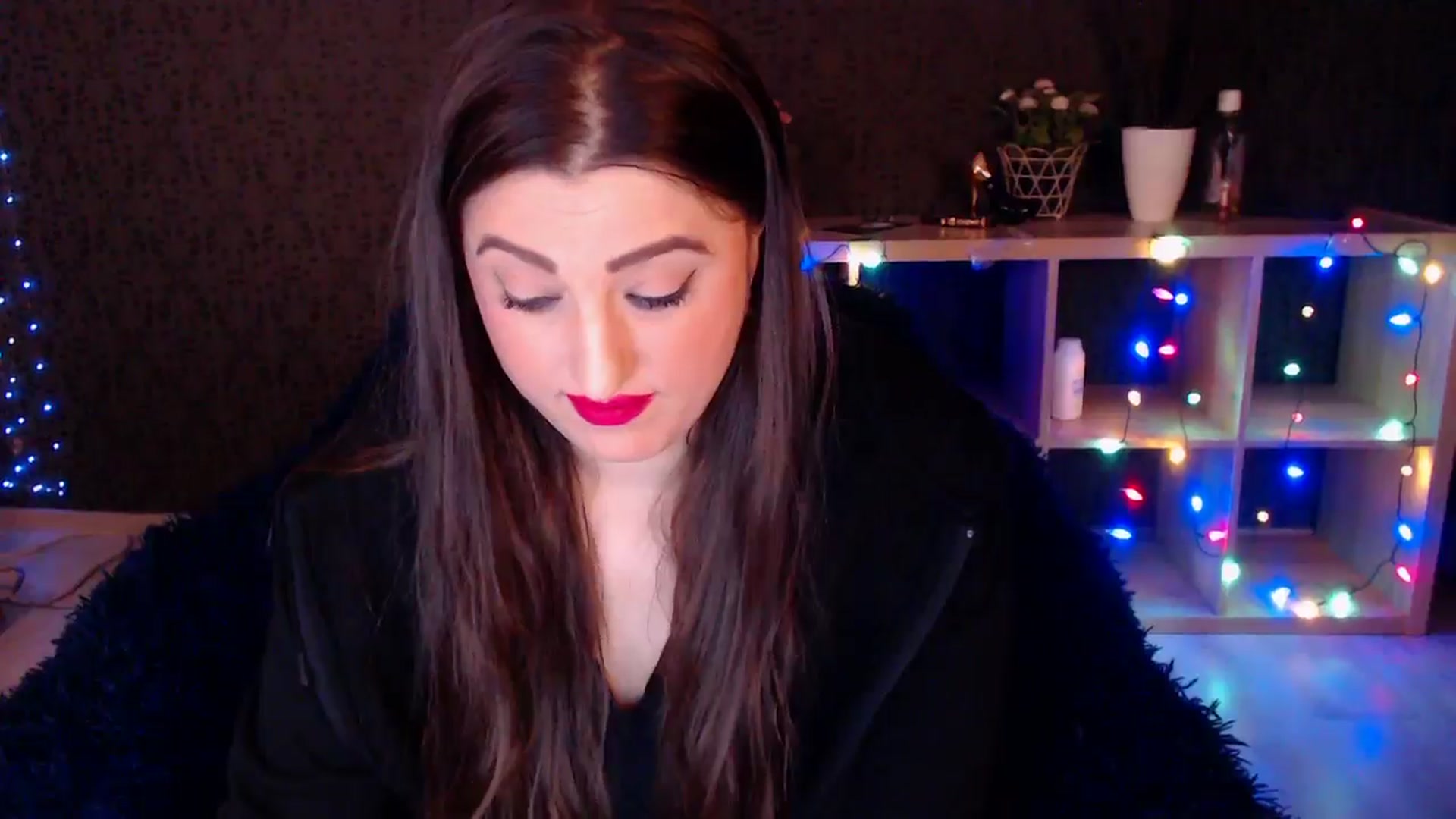 Gallery image thumbnail from HotRebbecca's myfreecams stream on, 01/03/2025, 03:07 image 10 of 20