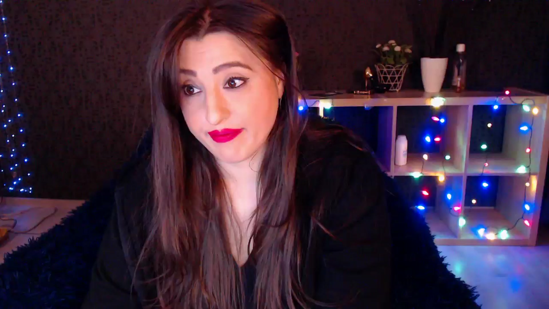 Gallery image thumbnail from HotRebbecca's myfreecams stream on, 01/03/2025, 03:58 image 3 of 20