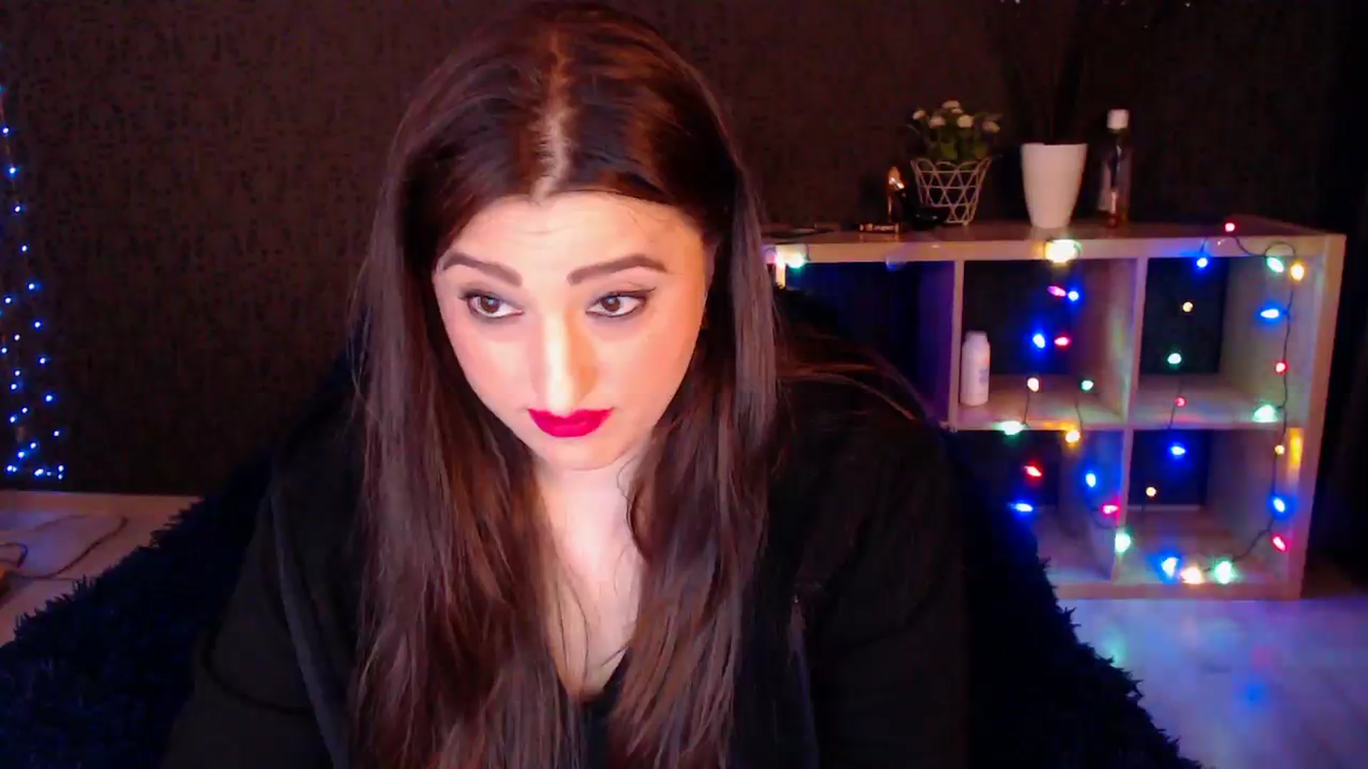 Gallery image thumbnail from HotRebbecca's myfreecams stream on, 01/03/2025, 03:58 image 13 of 20