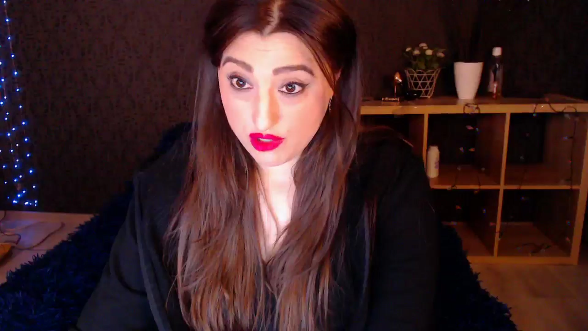 Gallery image thumbnail from HotRebbecca's myfreecams stream on, 01/03/2025, 03:58 image 5 of 20