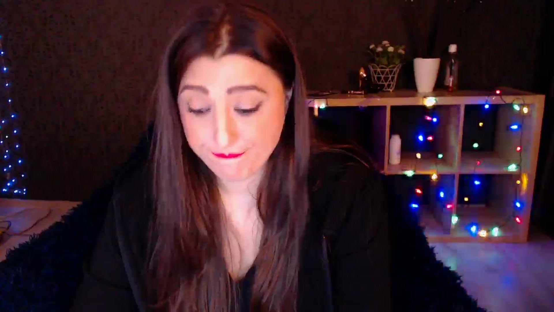 Gallery image thumbnail from HotRebbecca's myfreecams stream on, 01/03/2025, 03:58 image 15 of 20