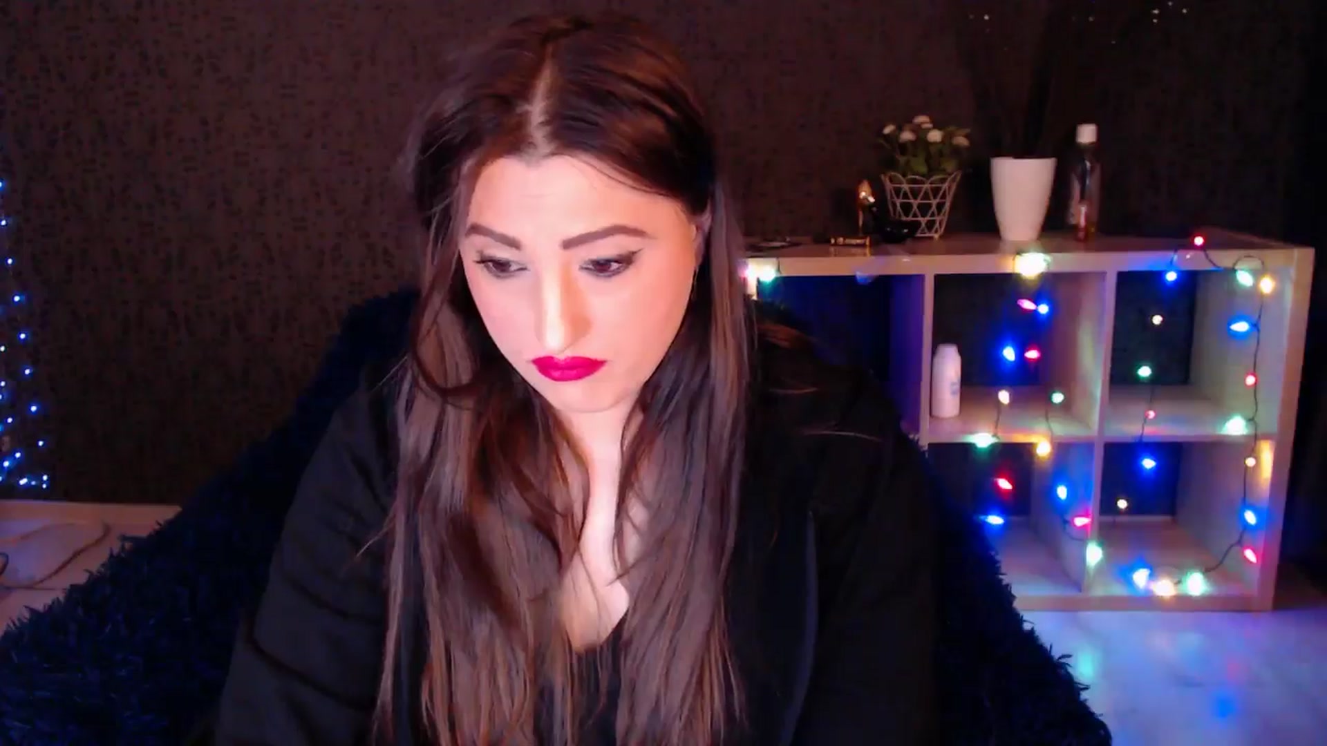 Gallery image thumbnail from HotRebbecca's myfreecams stream on, 01/04/2025, 01:25 image 5 of 20