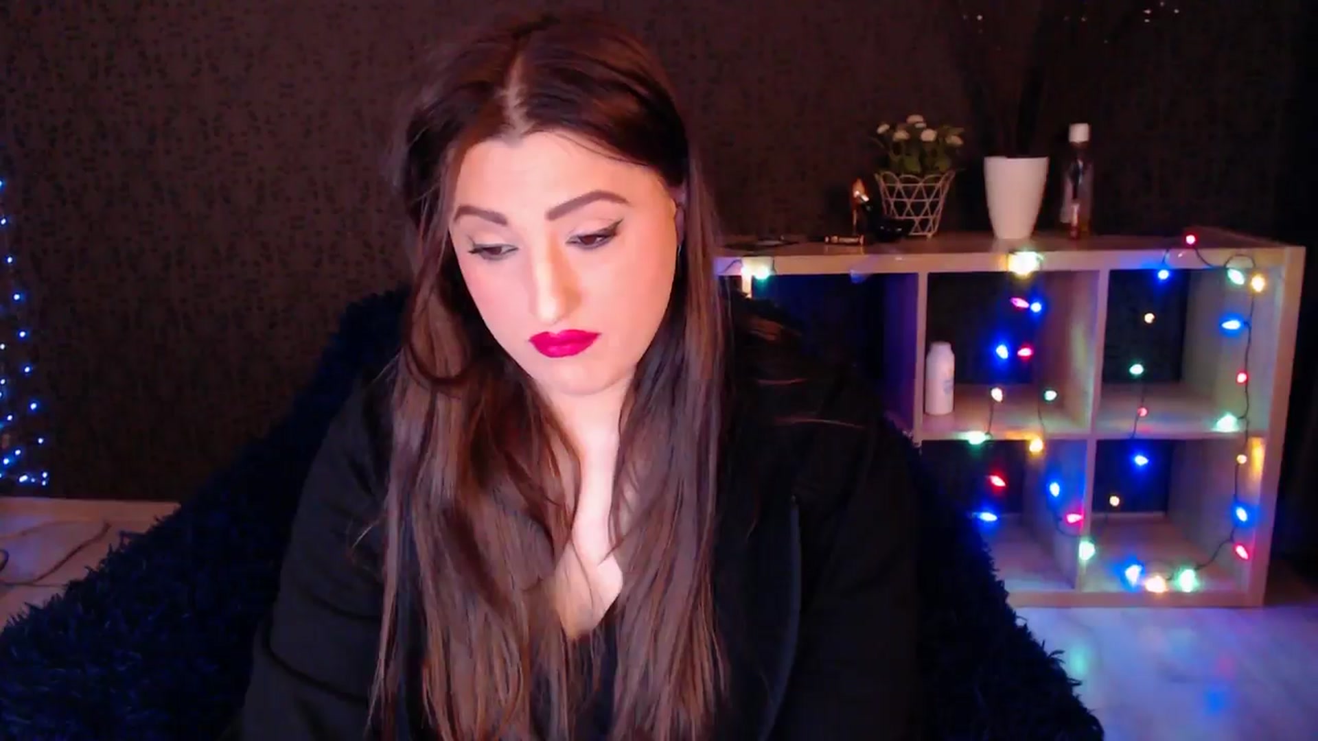 Gallery image thumbnail from HotRebbecca's myfreecams stream on, 01/04/2025, 01:25 image 6 of 20