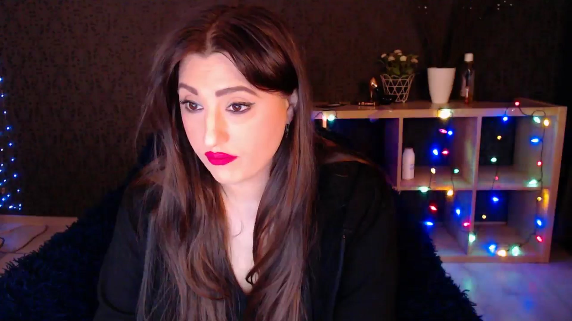 Gallery image thumbnail from HotRebbecca's myfreecams stream on, 01/04/2025, 01:25 image 17 of 20