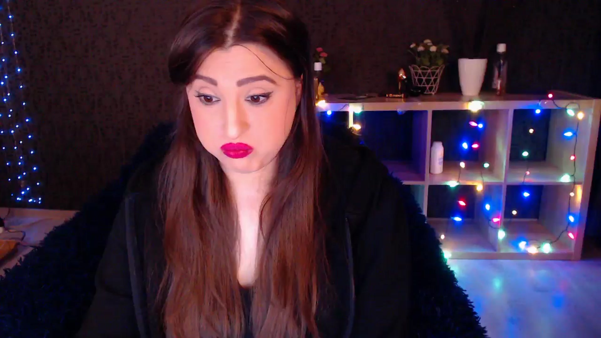 Gallery image thumbnail from HotRebbecca's myfreecams stream on, 01/04/2025, 02:59 image 15 of 20