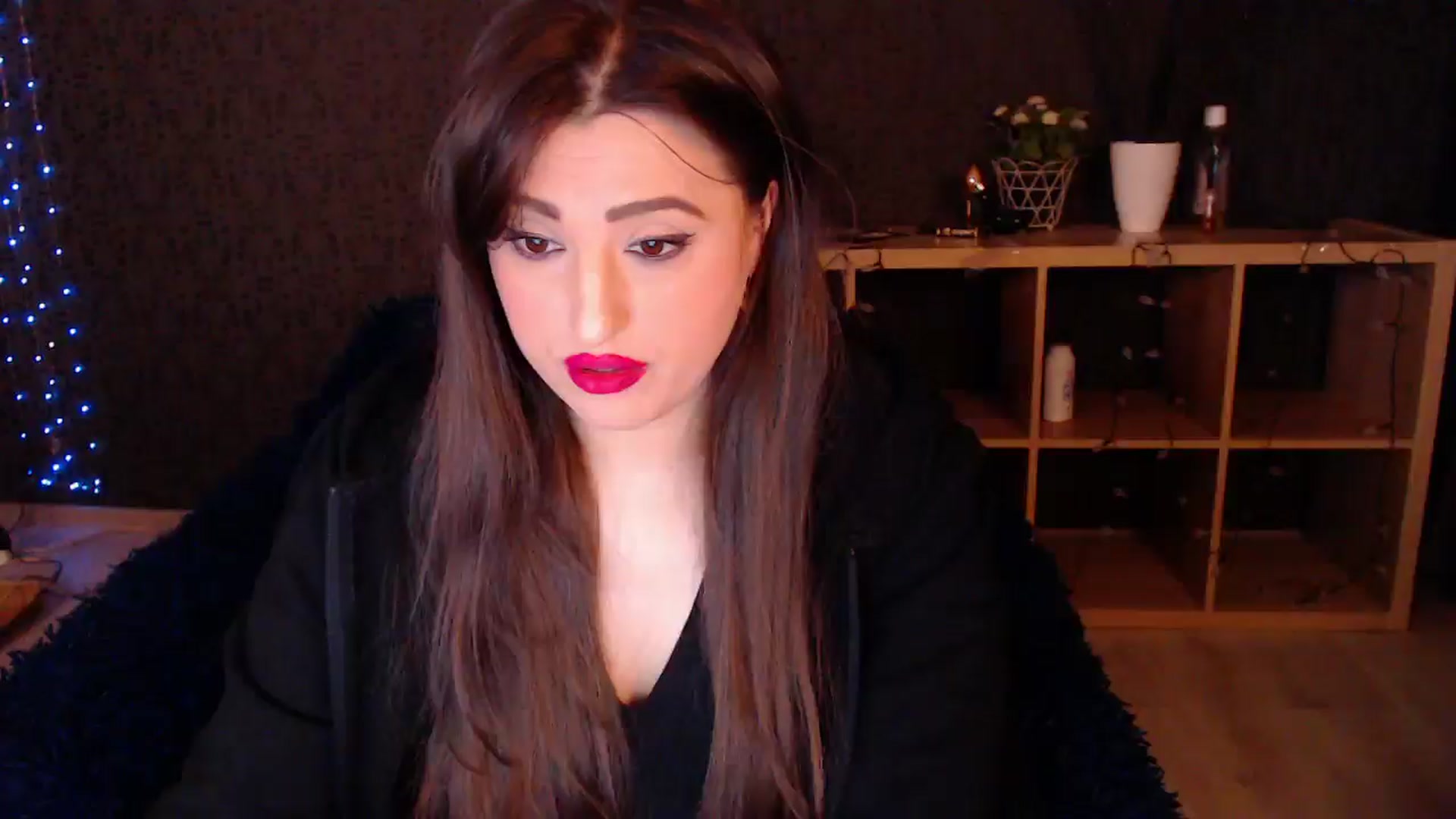 Gallery image thumbnail from HotRebbecca's myfreecams stream on, 01/04/2025, 02:59 image 10 of 20