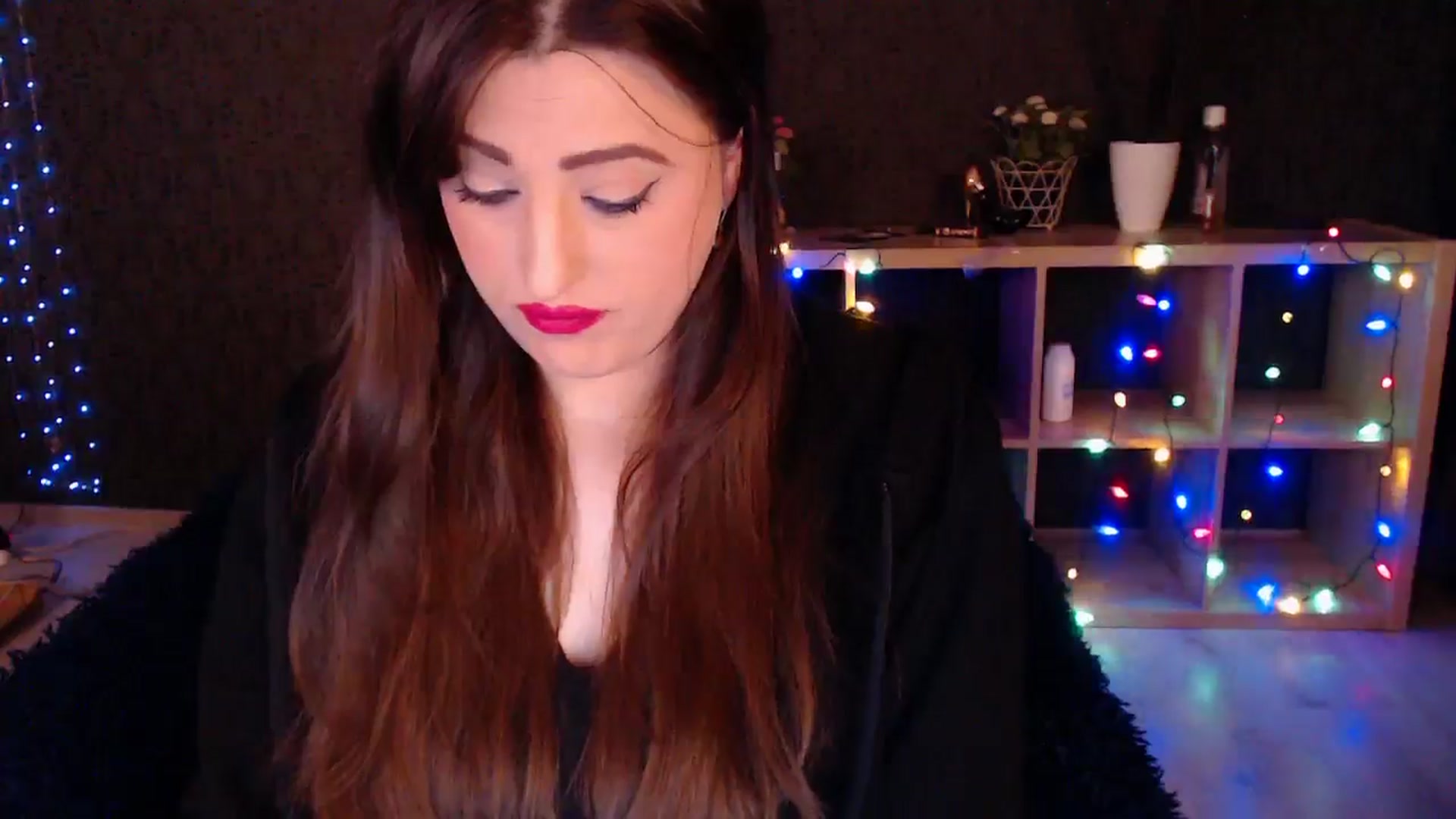 Gallery image thumbnail from HotRebbecca's myfreecams stream on, 01/04/2025, 02:59 image 16 of 20