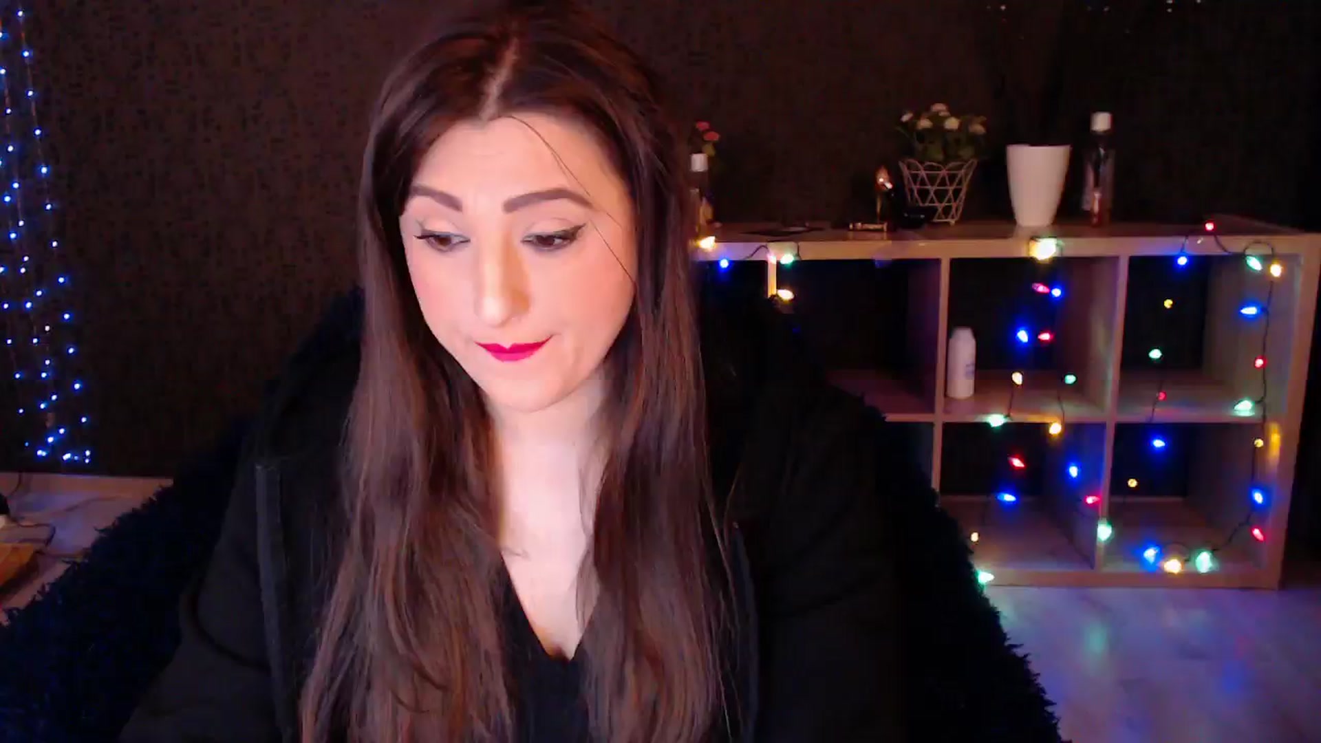 Gallery image thumbnail from HotRebbecca's myfreecams stream on, 01/04/2025, 02:59 image 6 of 20