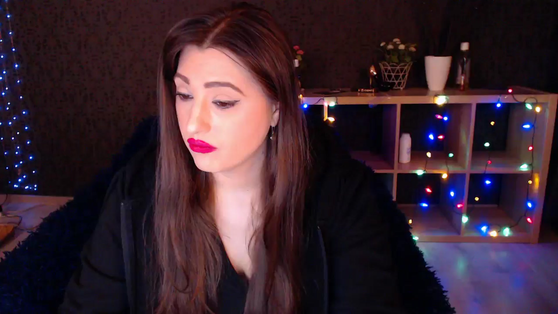 Gallery image thumbnail from HotRebbecca's myfreecams stream on, 01/04/2025, 02:59 image 4 of 20