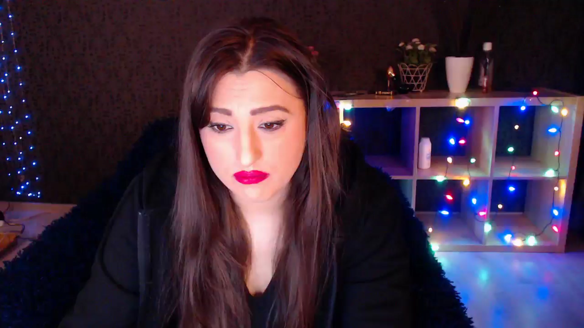 Gallery image thumbnail from HotRebbecca's myfreecams stream on, 01/04/2025, 02:59 image 8 of 20