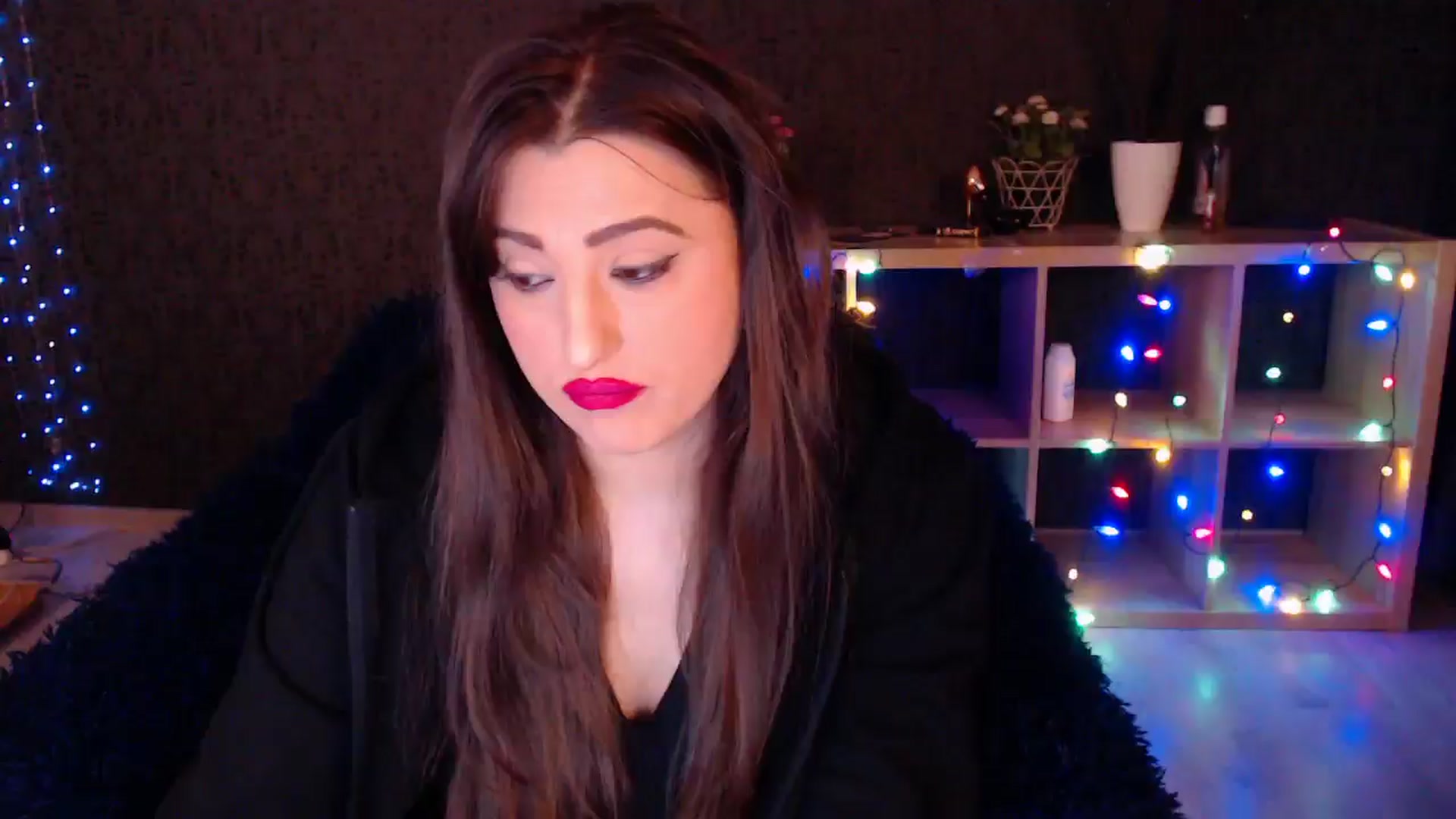 Gallery image thumbnail from HotRebbecca's myfreecams stream on, 01/04/2025, 02:59 image 9 of 20